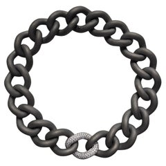 Modern Necklace in Titanium i8kt White Gold and 4.05 ct extra white diamonds