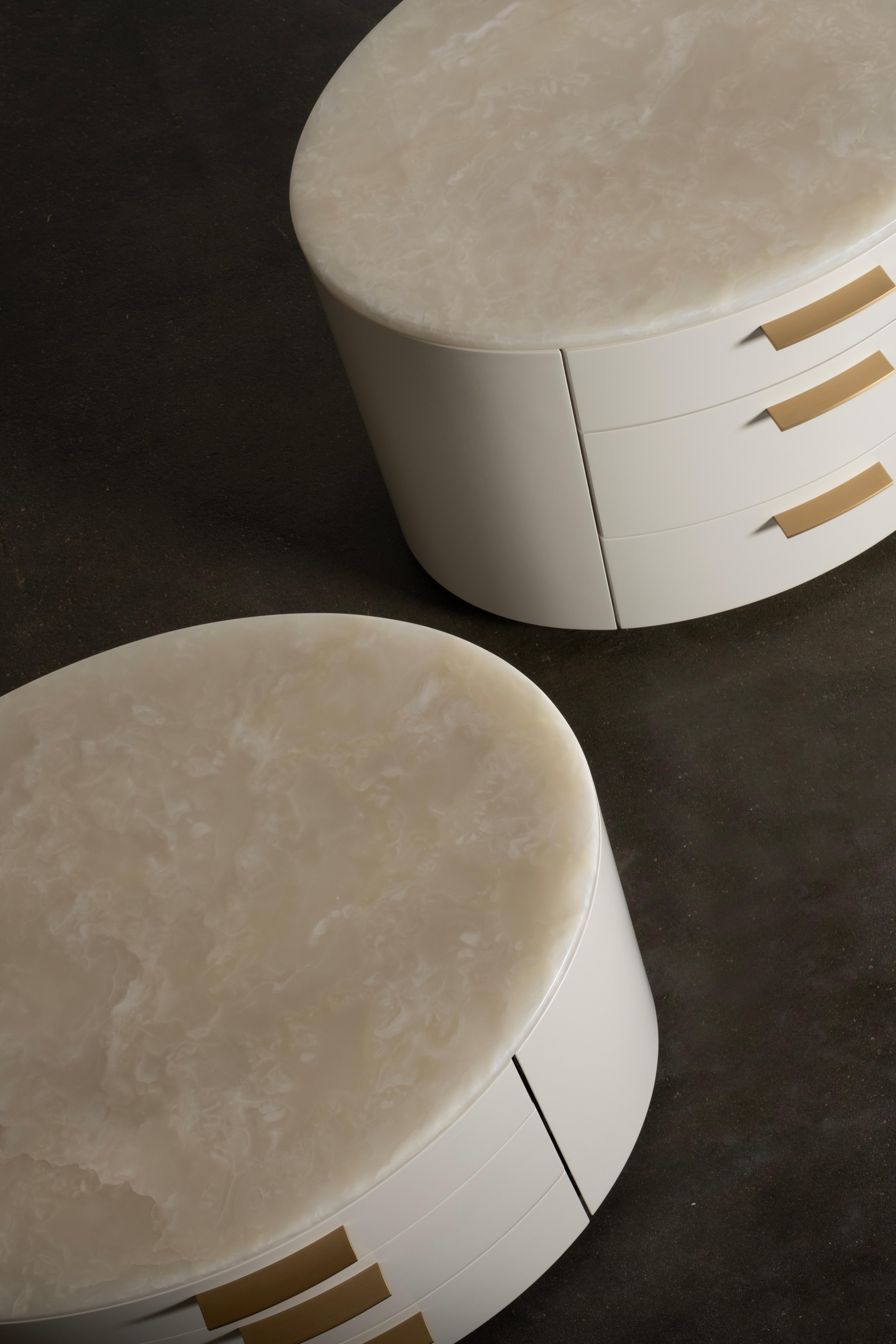 Spazzolato Comodini moderni Nilo Set/2 Onice fatti a mano Portogallo Greenapple in vendita