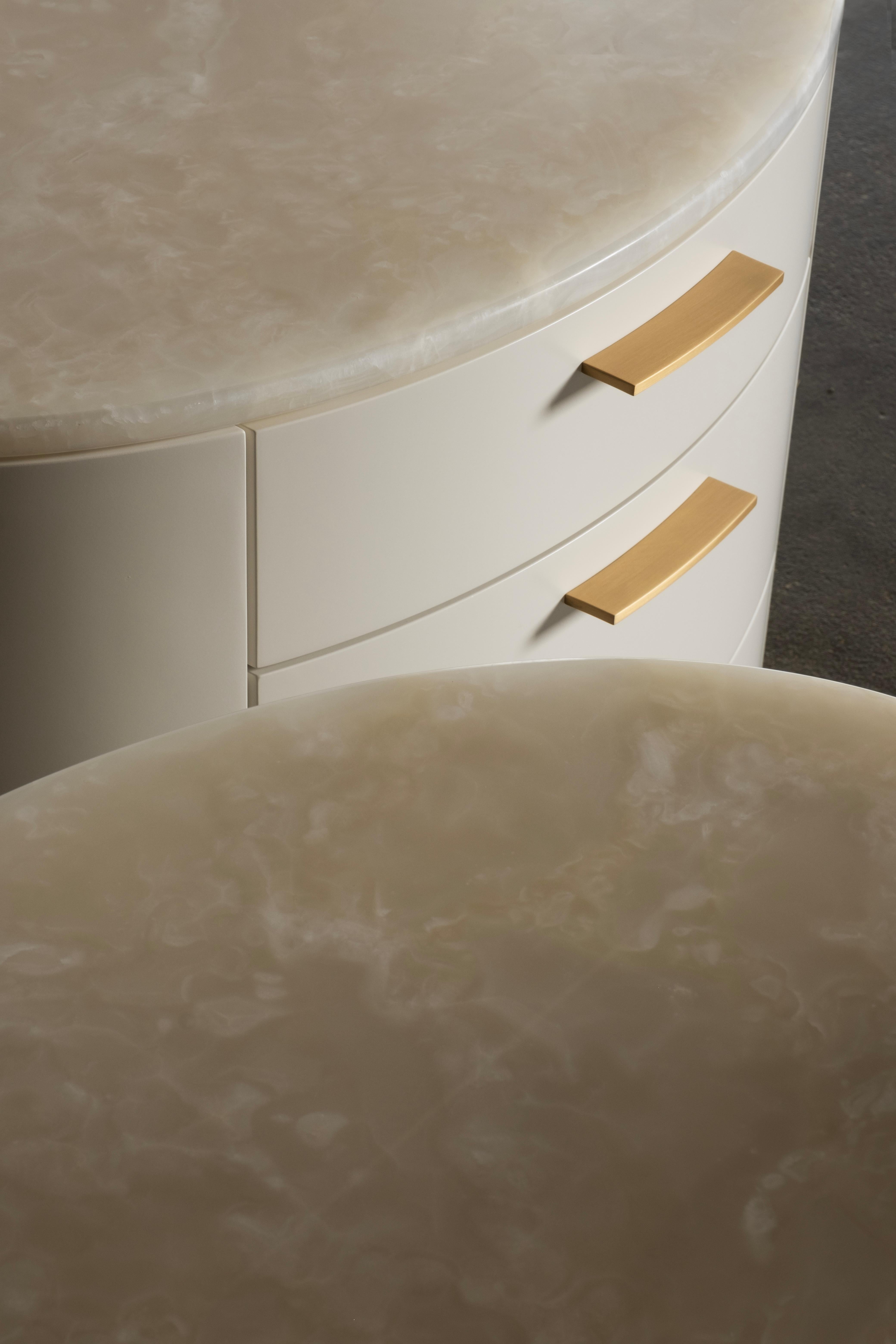 Brossé The Modern Nilo Nightstands Bedside Tables White Onyx Handmade Portugal Greenapple en vente