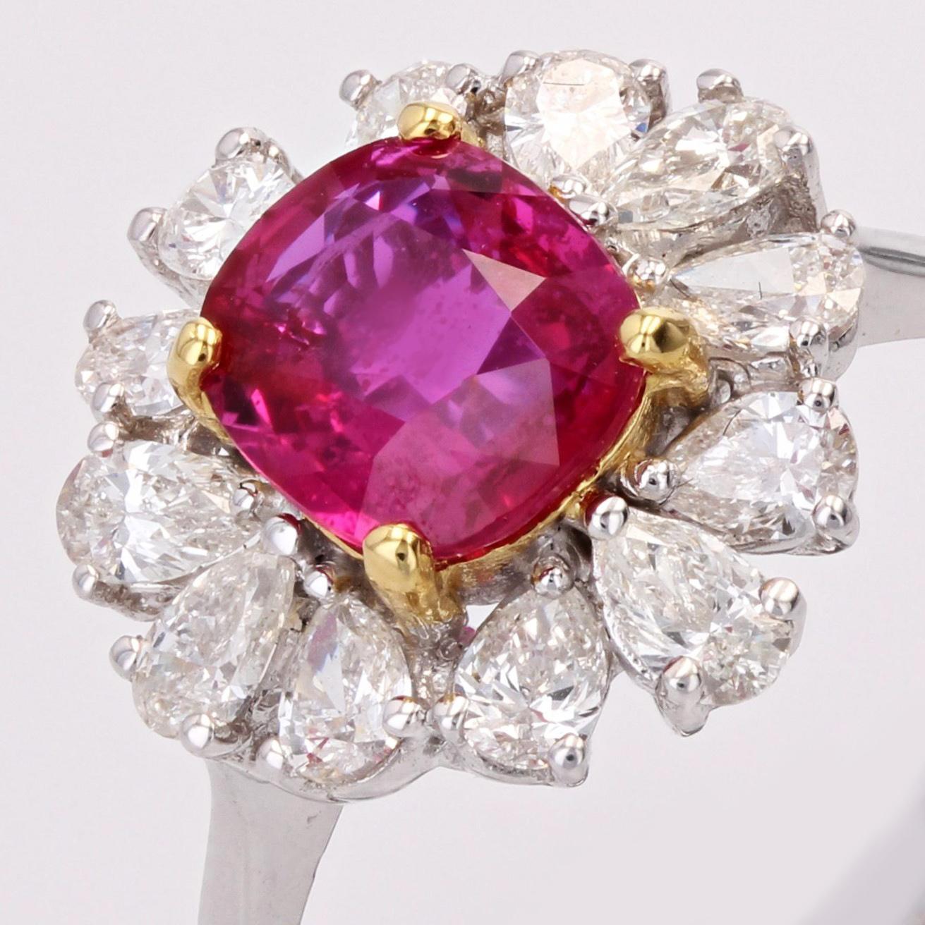 Modern No Heat Pink Sapphire Pear-Cut Diamond 18 Karat White Gold Cluster Ring For Sale 3