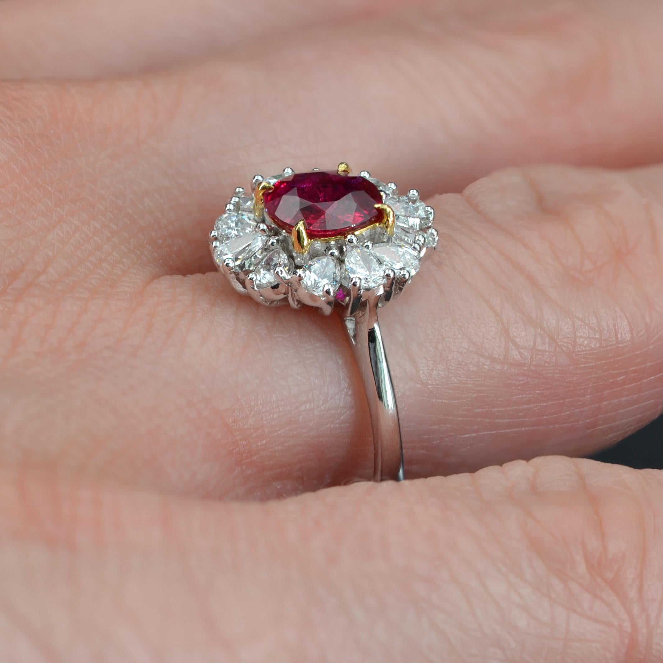 Modern No Heat Ruby Pear-Cut Diamond 18 Karat White Gold Cluster Ring For Sale 4