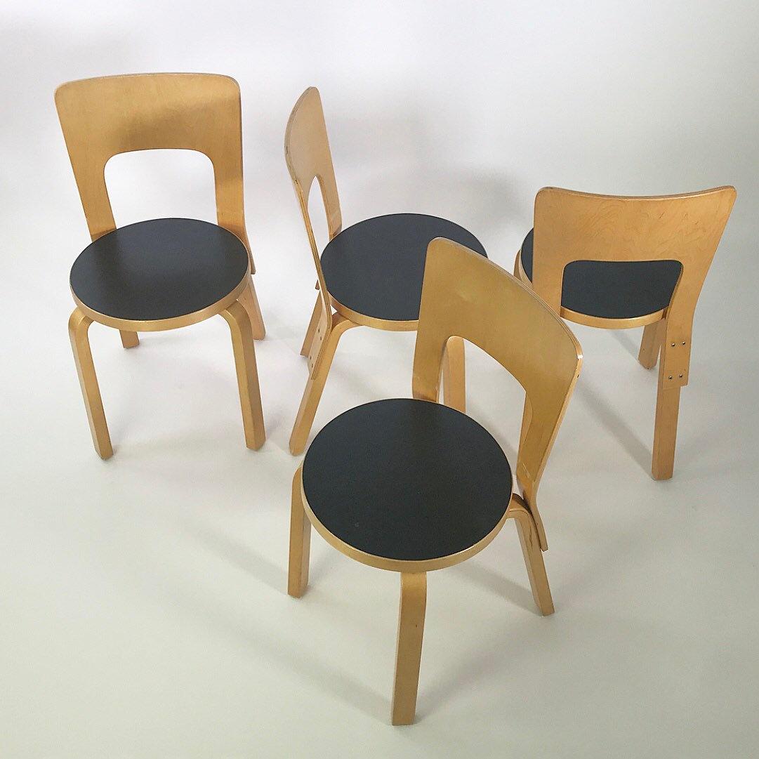 Modern Nordic Design Alvar Aalto Iconic Dining Chair by Artek Finland Co., 1980s In Good Condition In Haderslev, DK