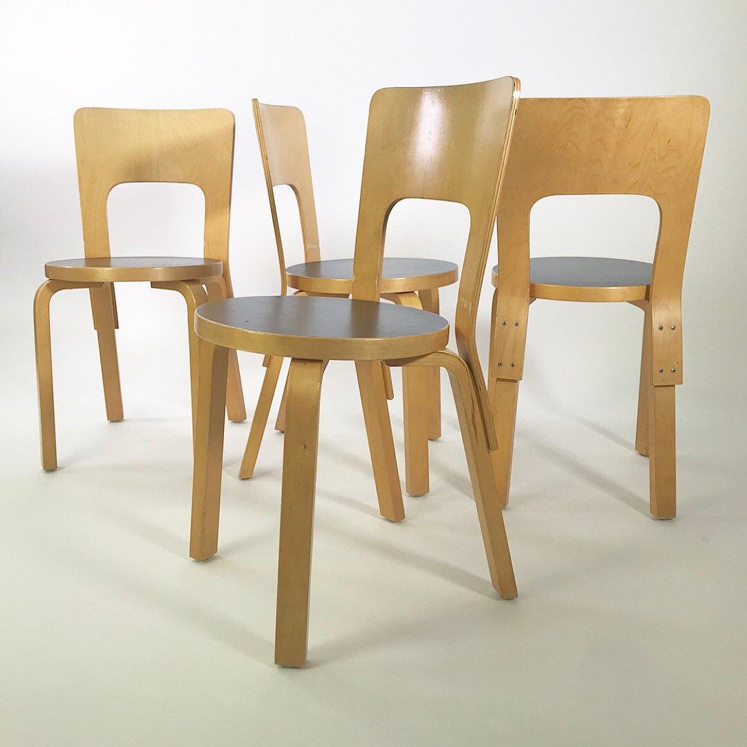 Late 20th Century Modern Nordic Design Alvar Aalto Iconic Dining Chair by Artek Finland Co., 1980s