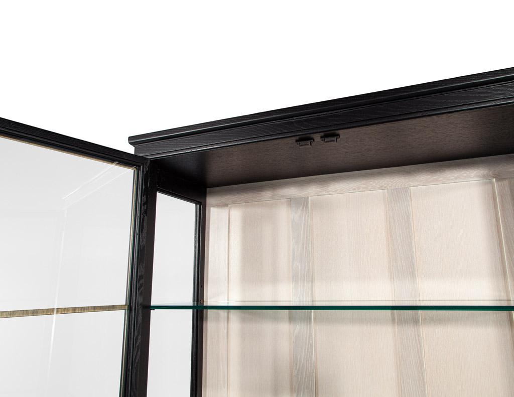 Mobile libreria moderno in Oak e ottone in vendita 6