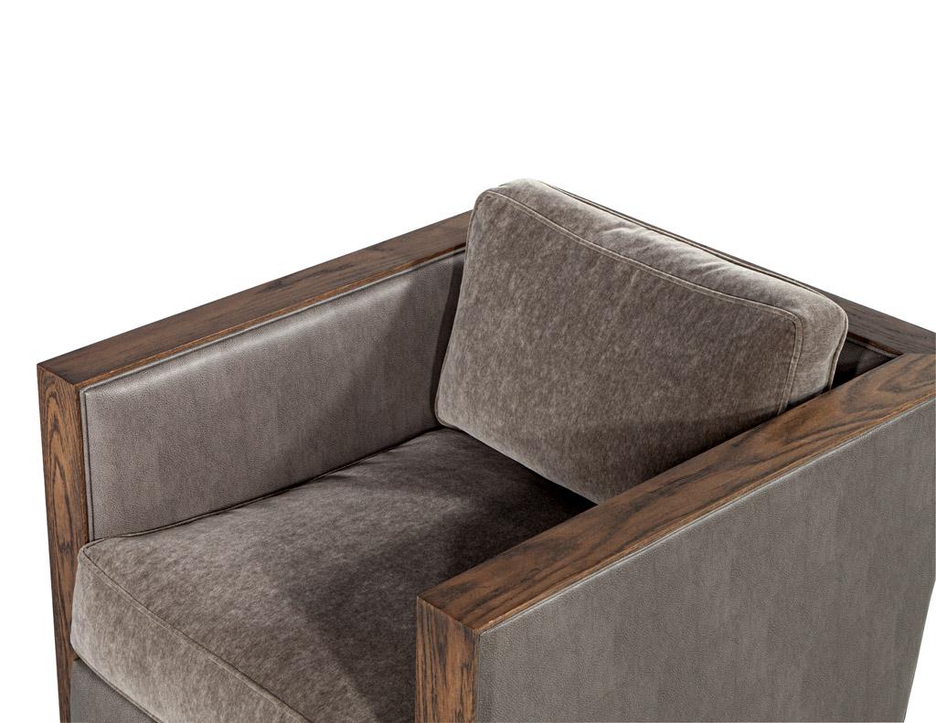 Modern Oak and Leather Lounge Chair For Sale 3