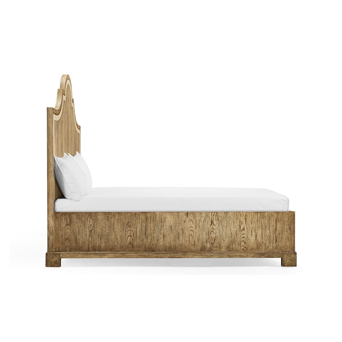Modernes Kingsize-Bett aus Eiche (Vietnamesisch) im Angebot