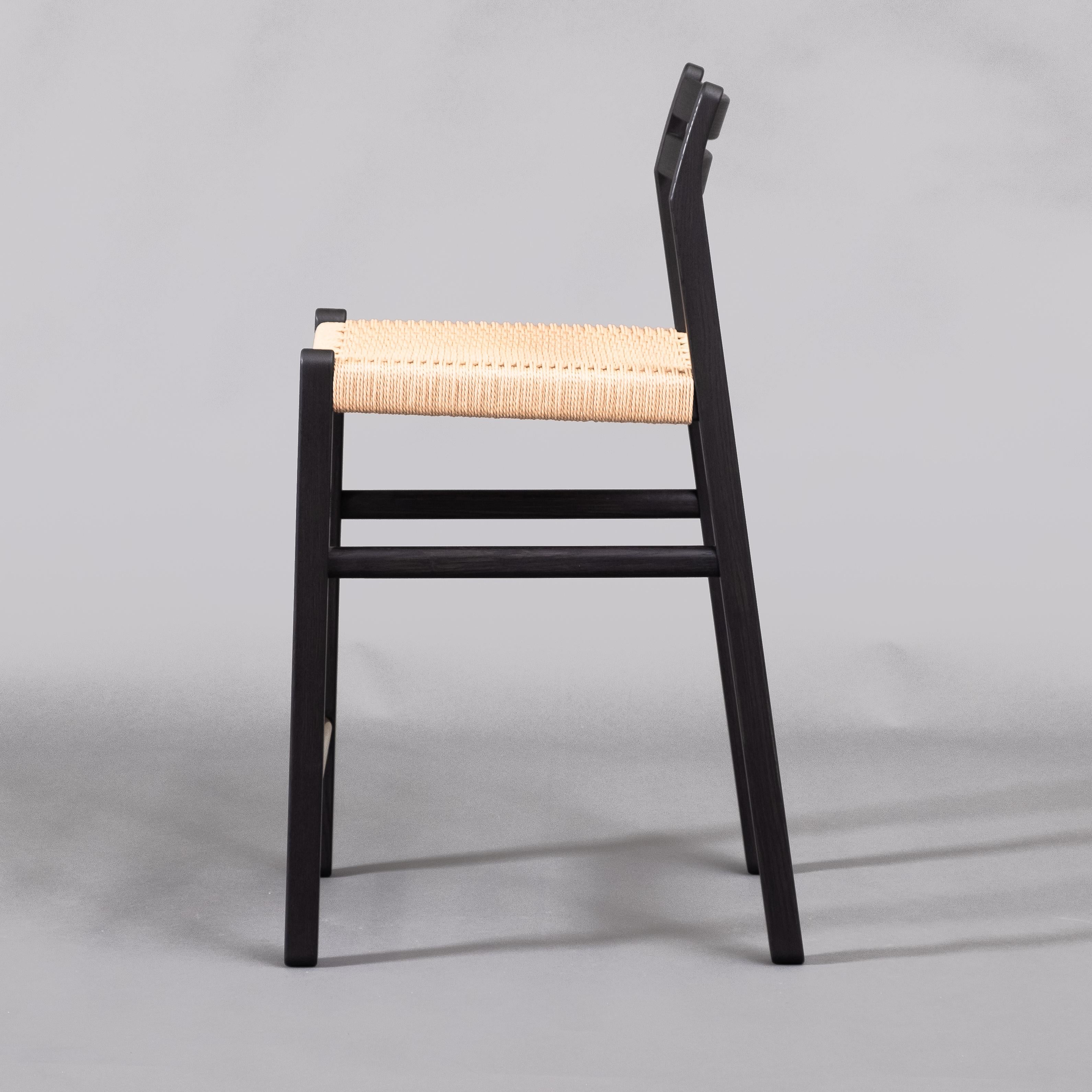 Mid-Century Modern Tabouret de comptoir moderne à dossier bas en chêne avec assise en cordon danois tissé à la main en vente