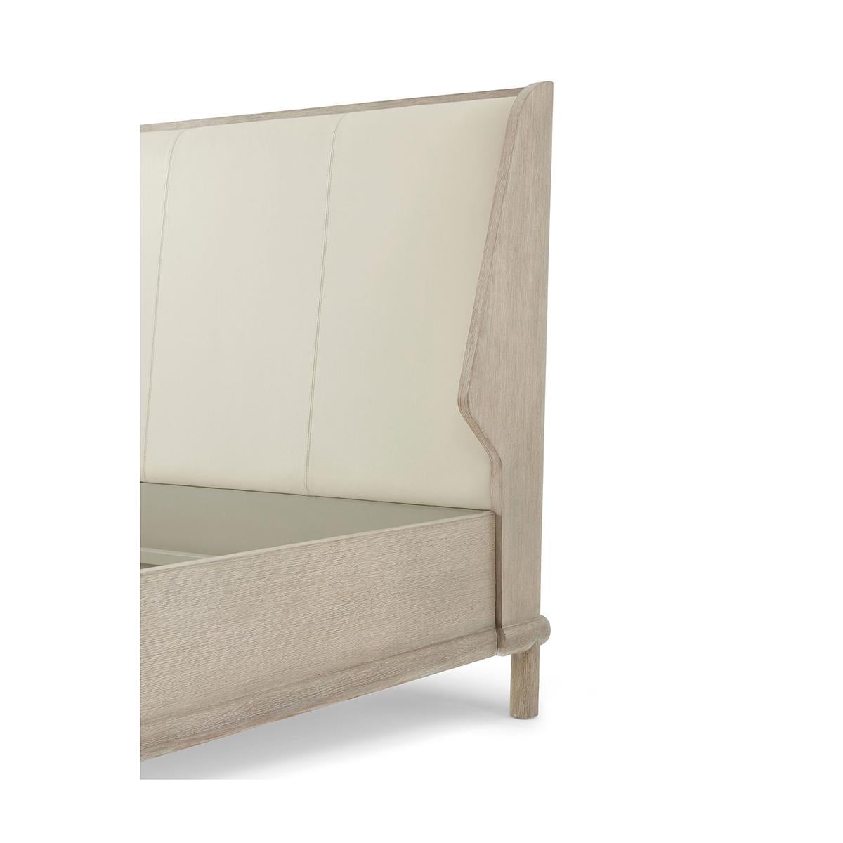 Modern Oak Luxury Bed Frame Queen (21. Jahrhundert und zeitgenössisch) im Angebot