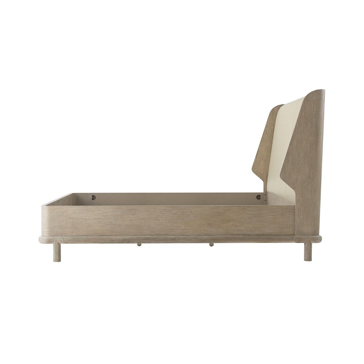 Modern Oak Luxury Bed Frame US King (Moderne) im Angebot