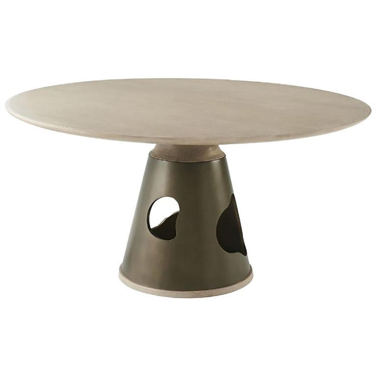 Modern Oak Round Breakfast Table For Sale at 1stdibs