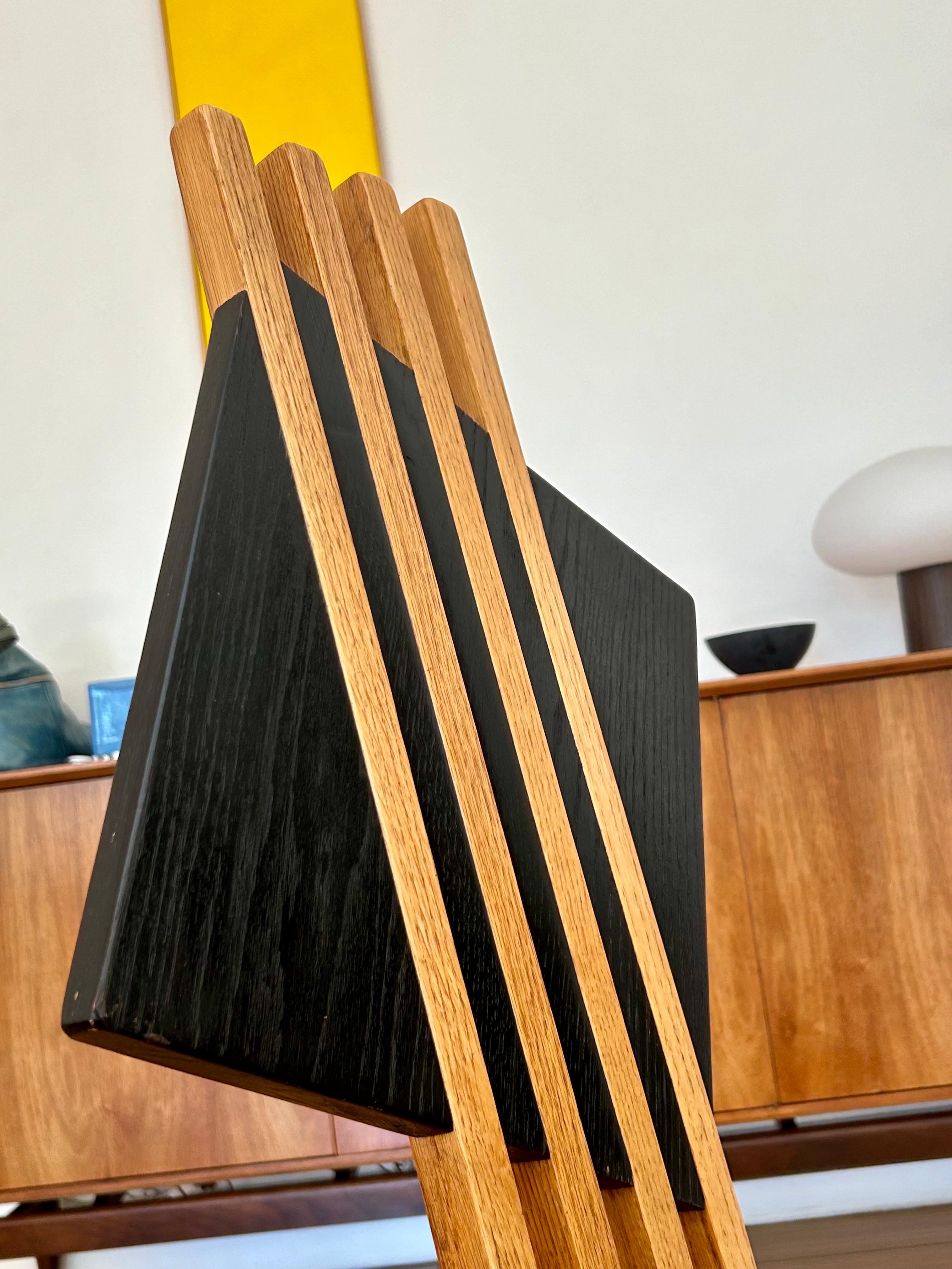 Chaise d'appoint moderne en bois en vente 4