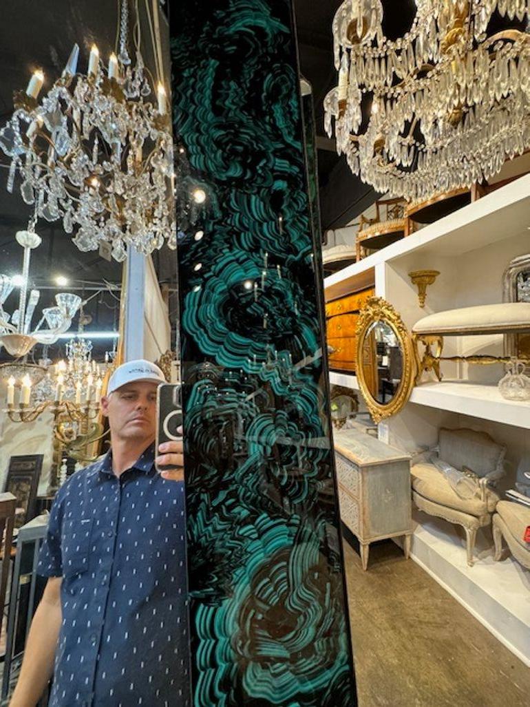 Espejo moderno octogonal de malaquita Siglo XXI y contemporáneo en venta