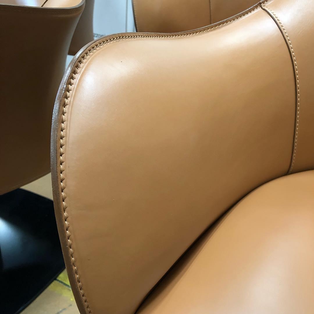 Modern Office Chairs, Made in Italy, Soft Full Grain Leather For Sale 1