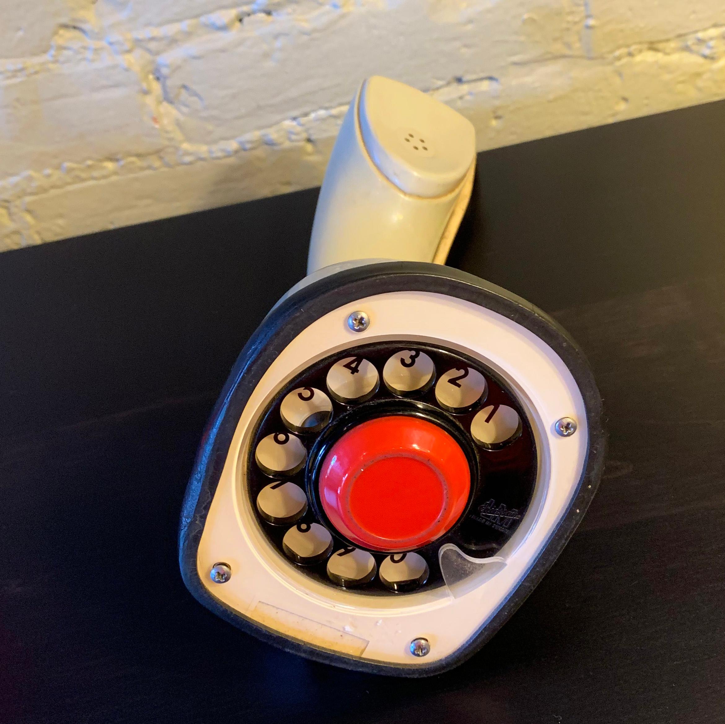 Modern One Piece Ericofon Telephone, Light Gray In Good Condition In Brooklyn, NY