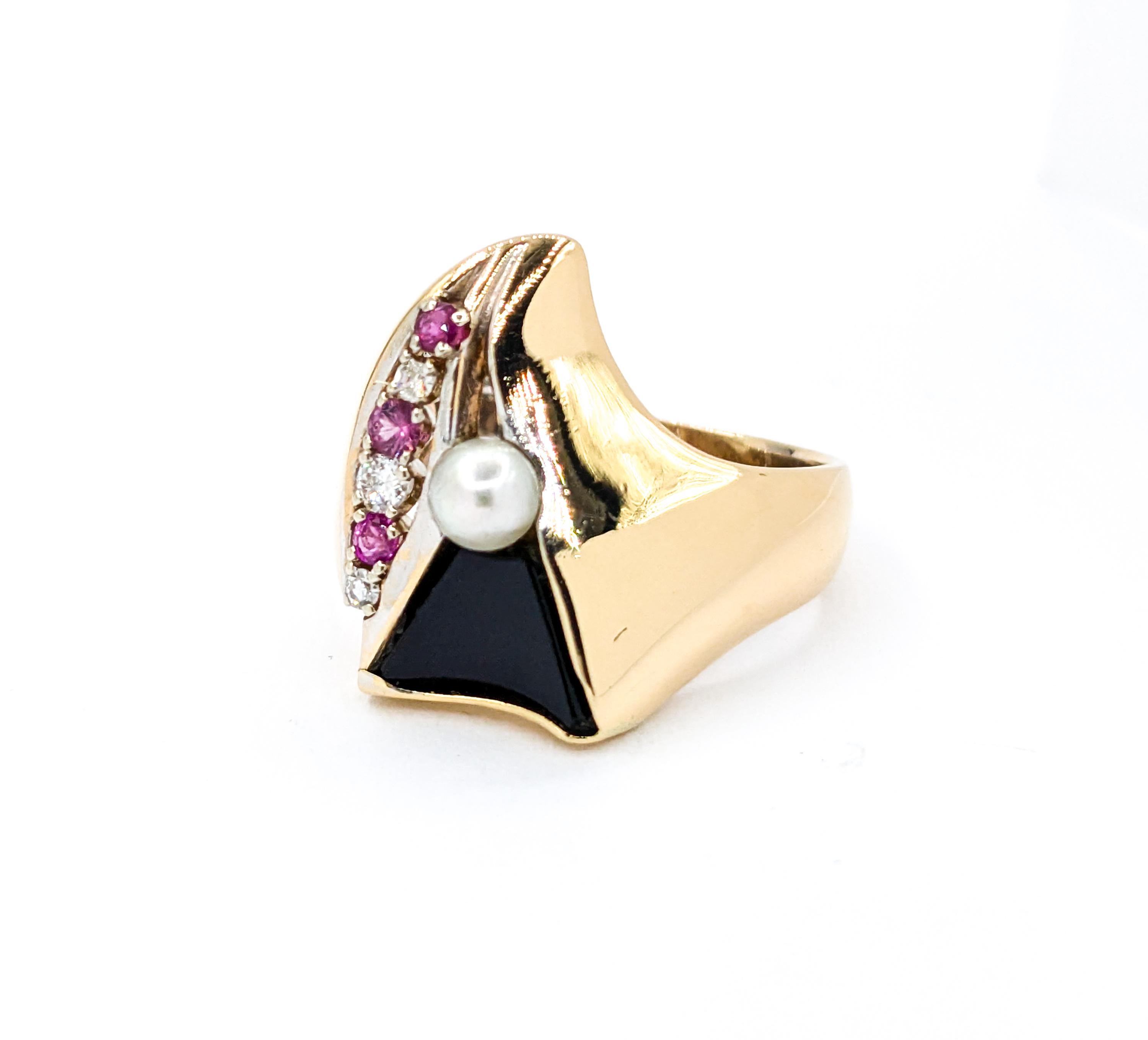 Modern Onyx, Diamond, Pearl & Pink Sapphire Ring in Yellow Gold For Sale 3