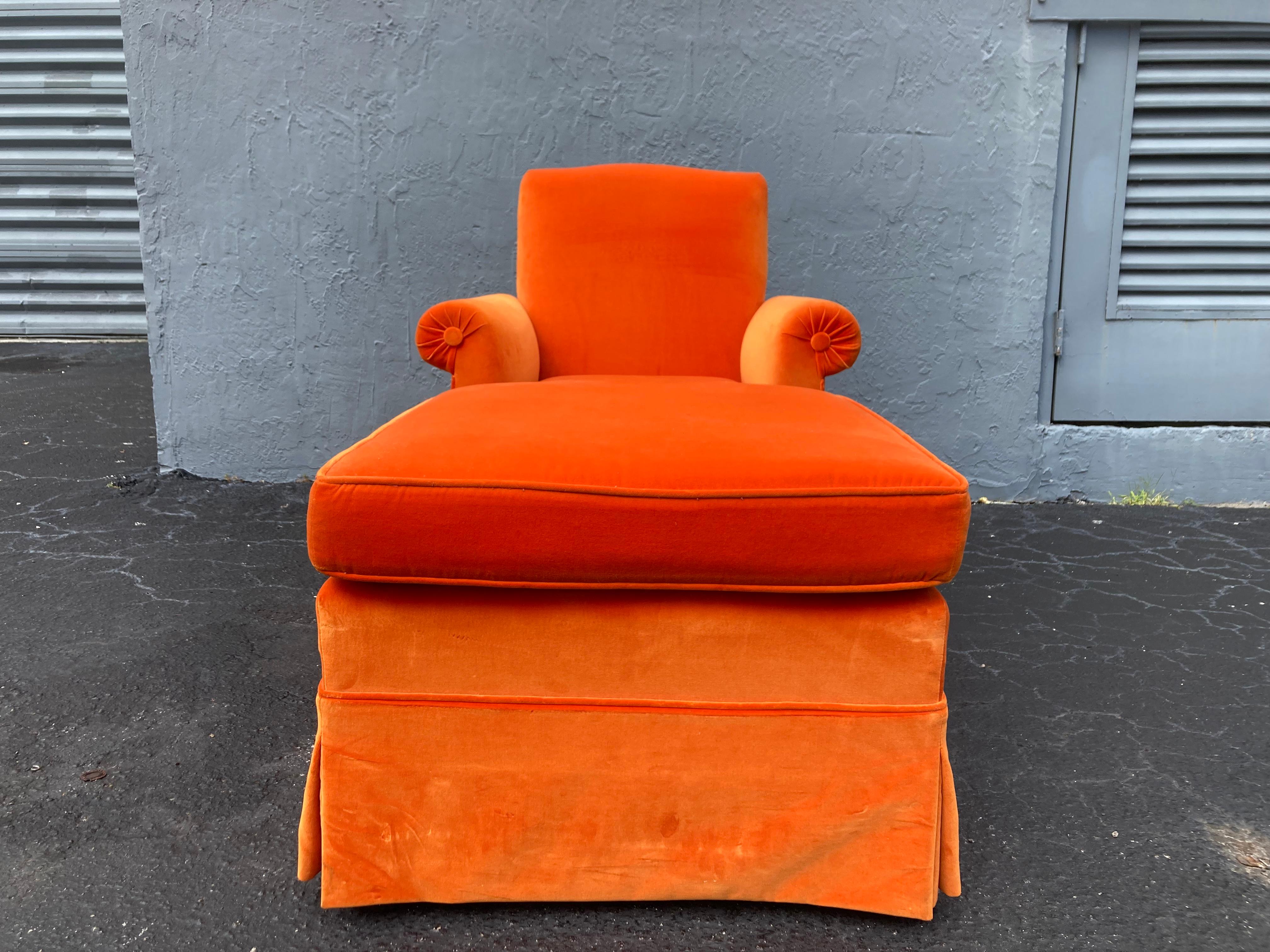 chaise lounge orange