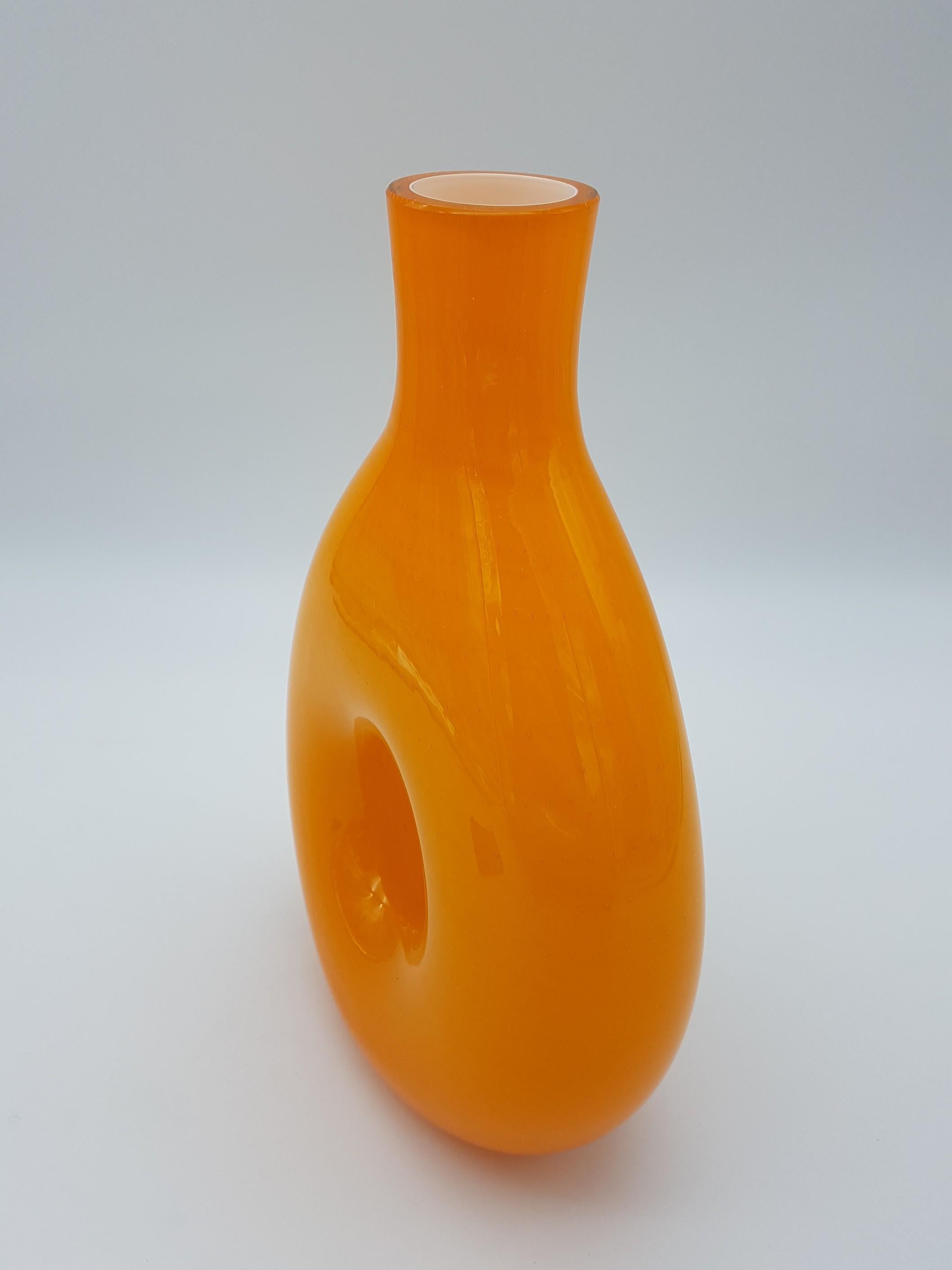 Modern Orange Incamiciato Murano Glass Vase by Gino Cenedese E Figlio, Late 1990 For Sale 1