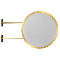 Specchio rotondo Modern Orbis Flag con cornice geometrica in ottone Tipo