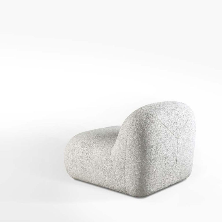Brazilian Modern Organic Lounge Chair and Pouffe in Boucle Fabric For Sale