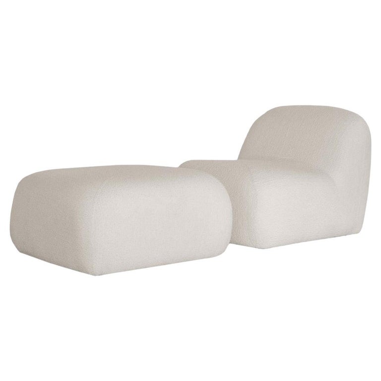 Modern Organic Lounge Chair and Pouf in Boucle Fabric For Sale