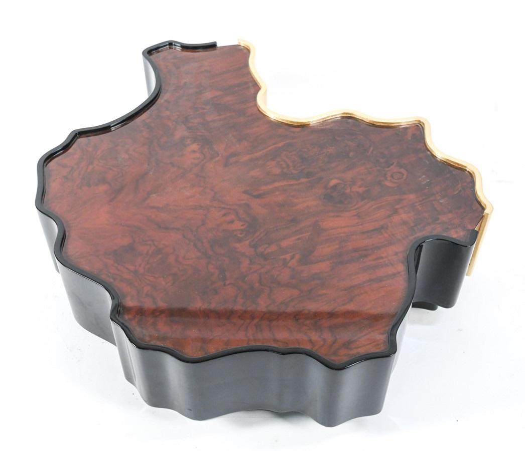 Modern Organic Shaped Coffee Table  In Good Condition For Sale In New York, NY