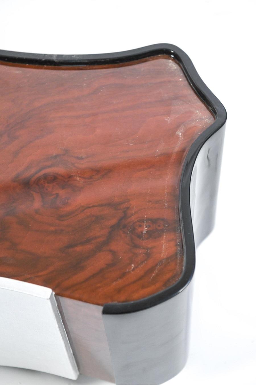 Lacquer Modern Organic Shaped Coffee Table For Sale