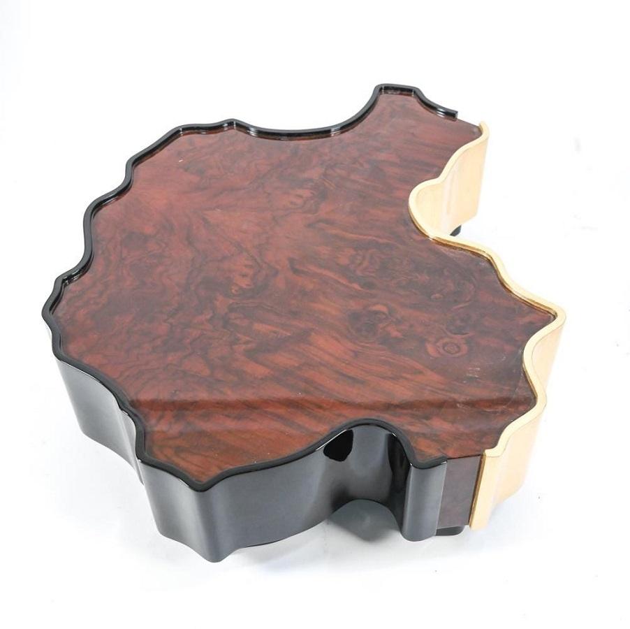 Modern Organic Shaped Coffee Table  For Sale 1
