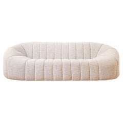 Modern Organic-Shaped Sofa in Off-White Bouclé Fabric