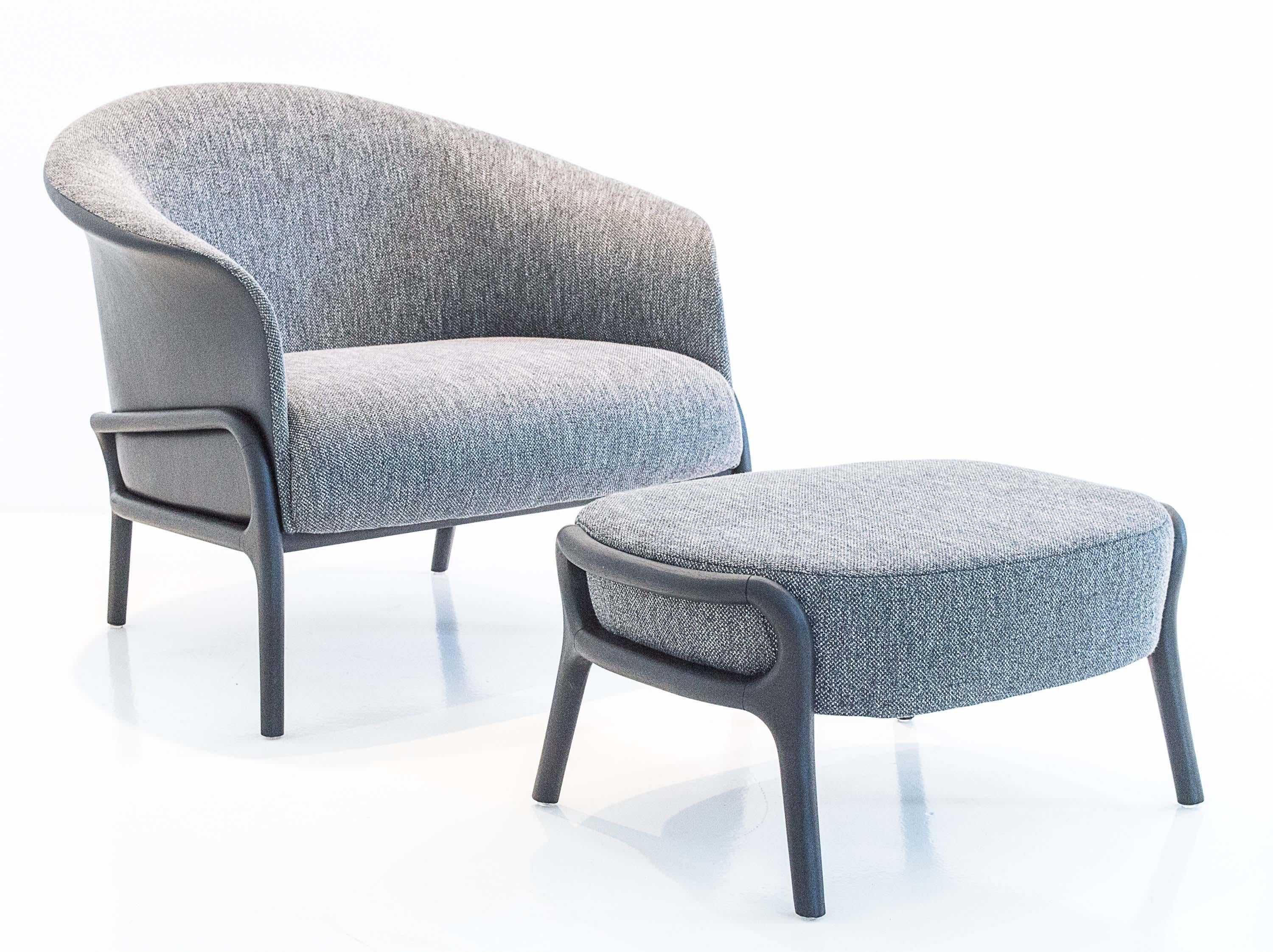 Moderner Sessel im organischen Stil aus Massivholz, gepolstert, flexibles Sitzmöbel (Brasilianisch) im Angebot
