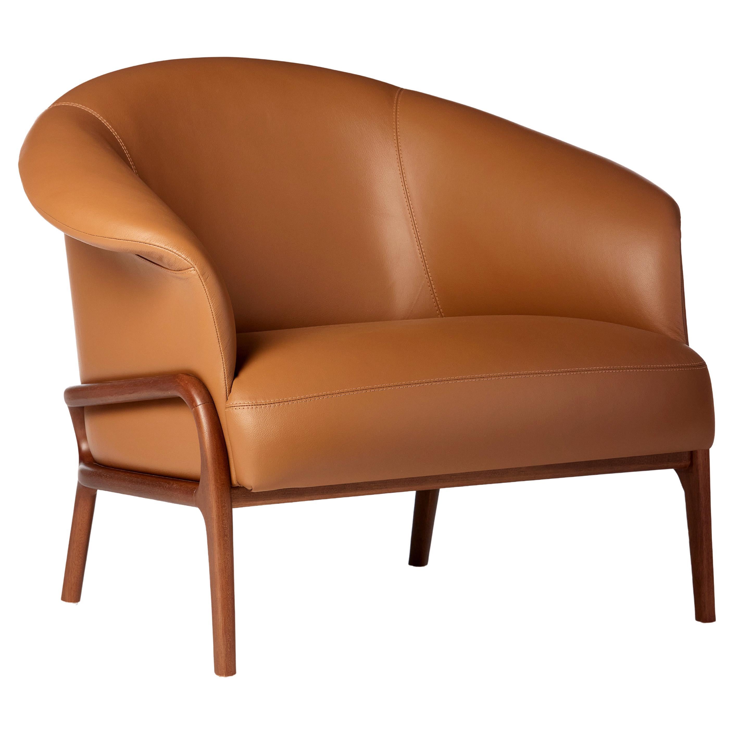 Modern Organic Style Collana Armchair in Solid Wood, Leather Flexible Seating