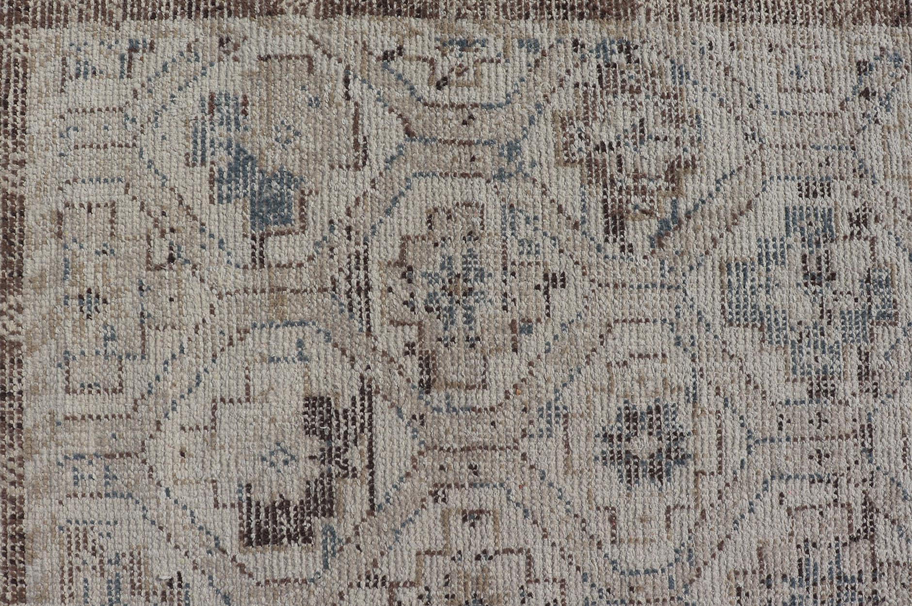 Moderne Oushak Distressed Teppich mit Sub-Geometrische Design 9'0