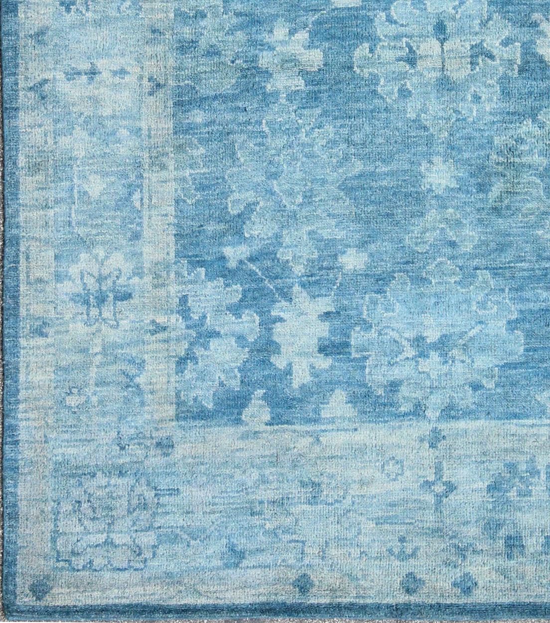 Modern Oushak Hand Kowtted Rug in Wool With in Blue Tones by Keivan Woven Arts In Excellent Condition For Sale In Atlanta, GA