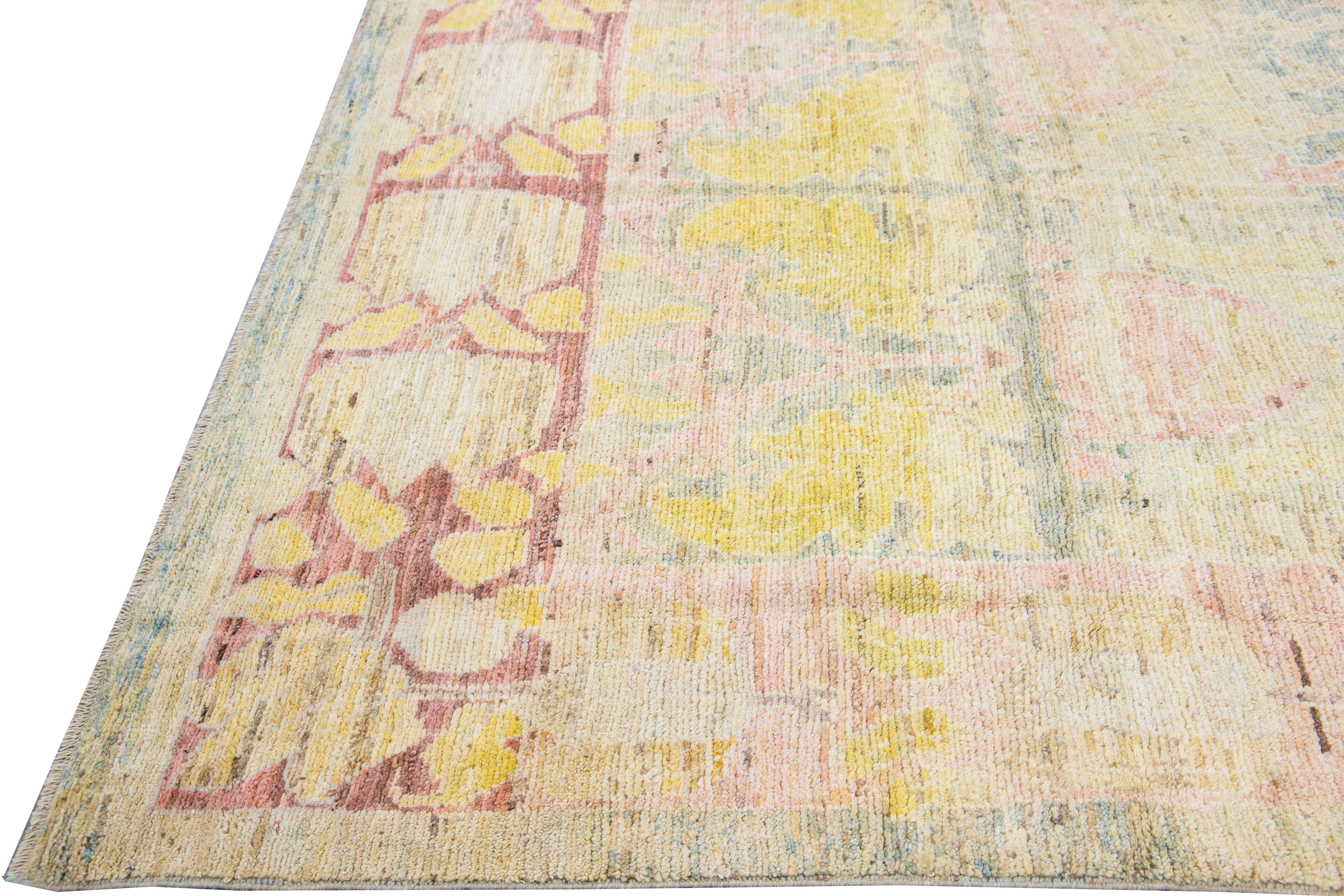 Modern Oushak Handmade Beige Floral Designed Wool Rug For Sale 2