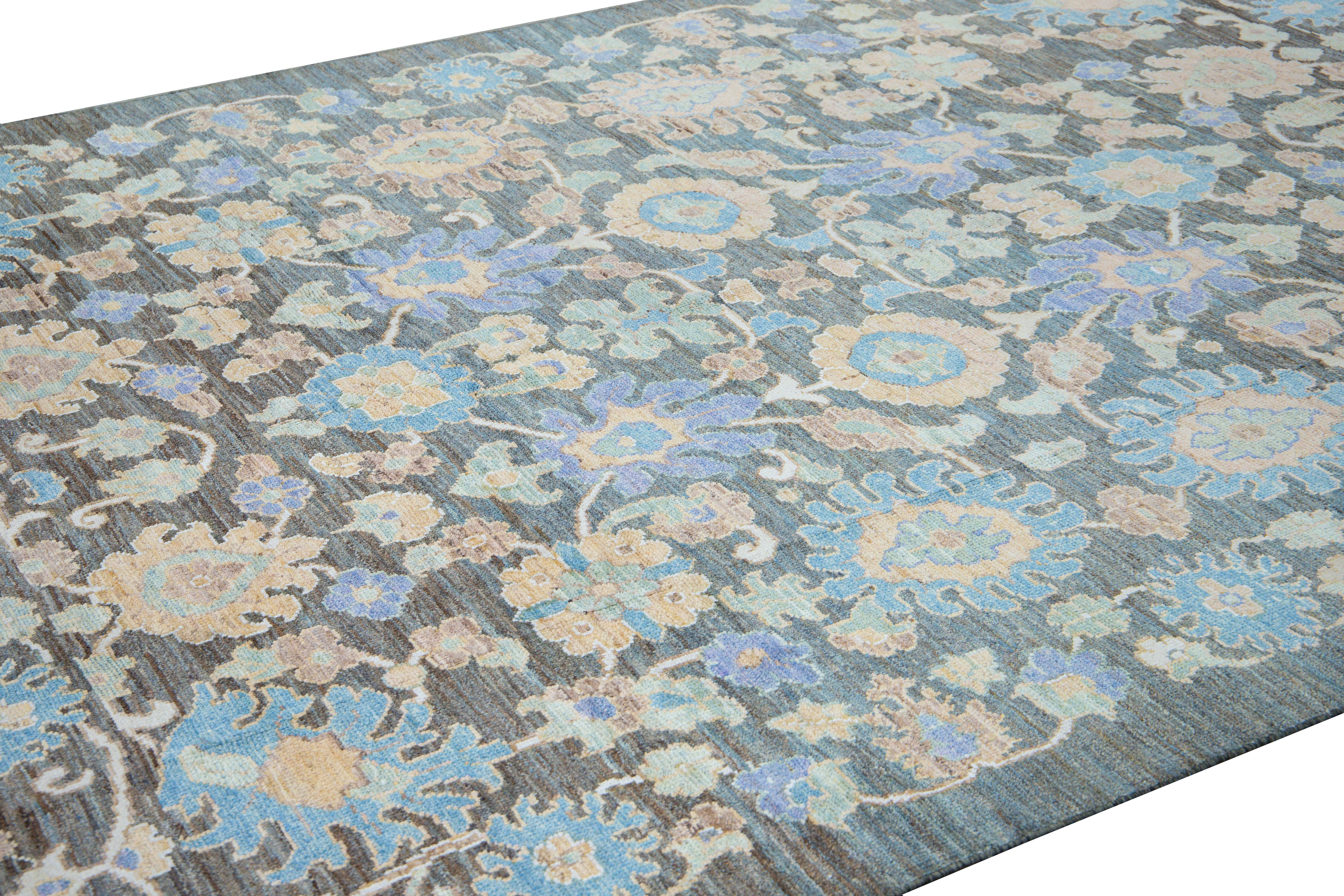 Modern Oushak Handmade Blue Floral Wool Rug In New Condition For Sale In Norwalk, CT