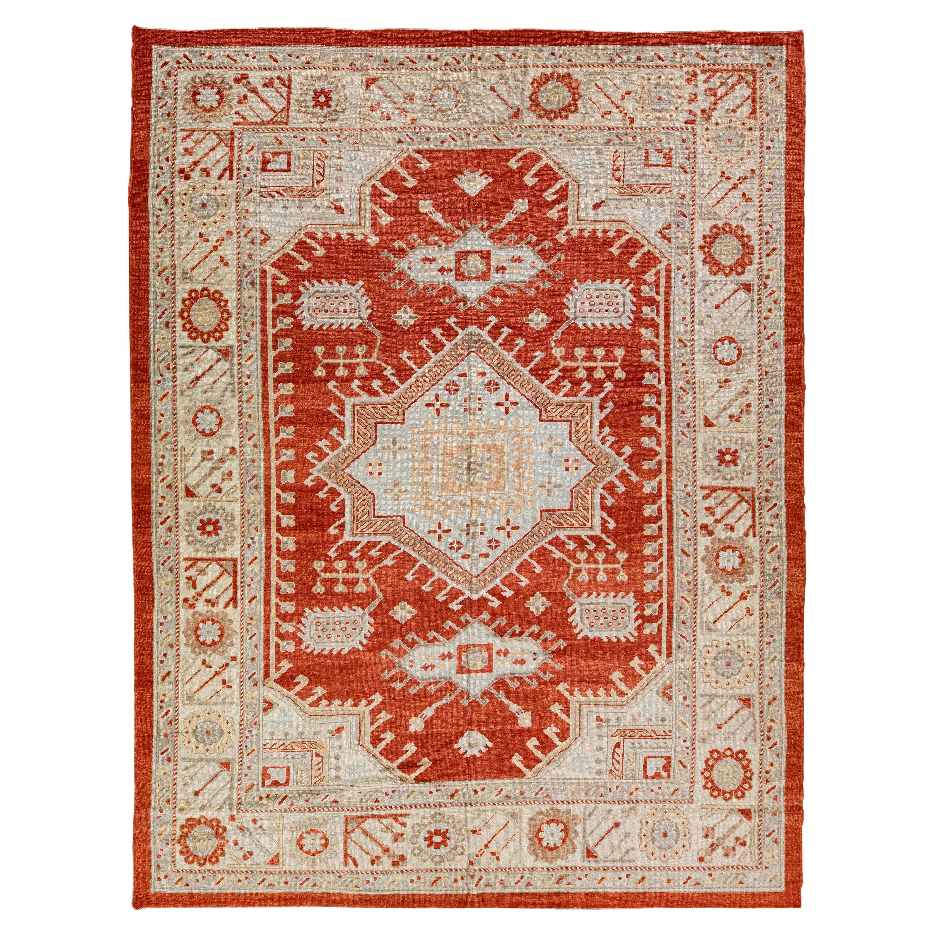 Tapis moderne en laine Oushak conçu à la main avec une couleur orange terre cuite