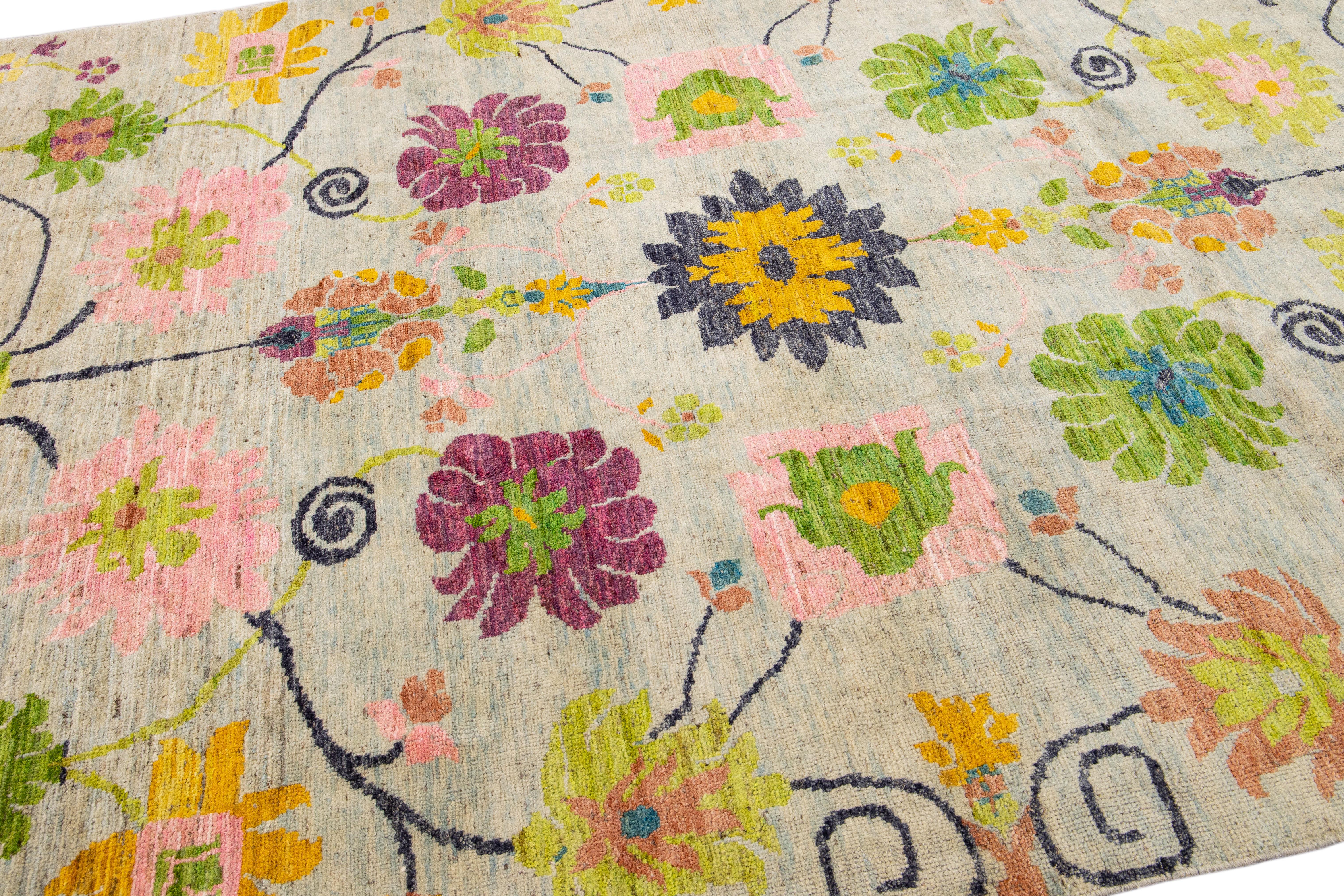 Modern Oushak Handmade Multicolor Floral Pattern Beige Wool Rug For Sale 4