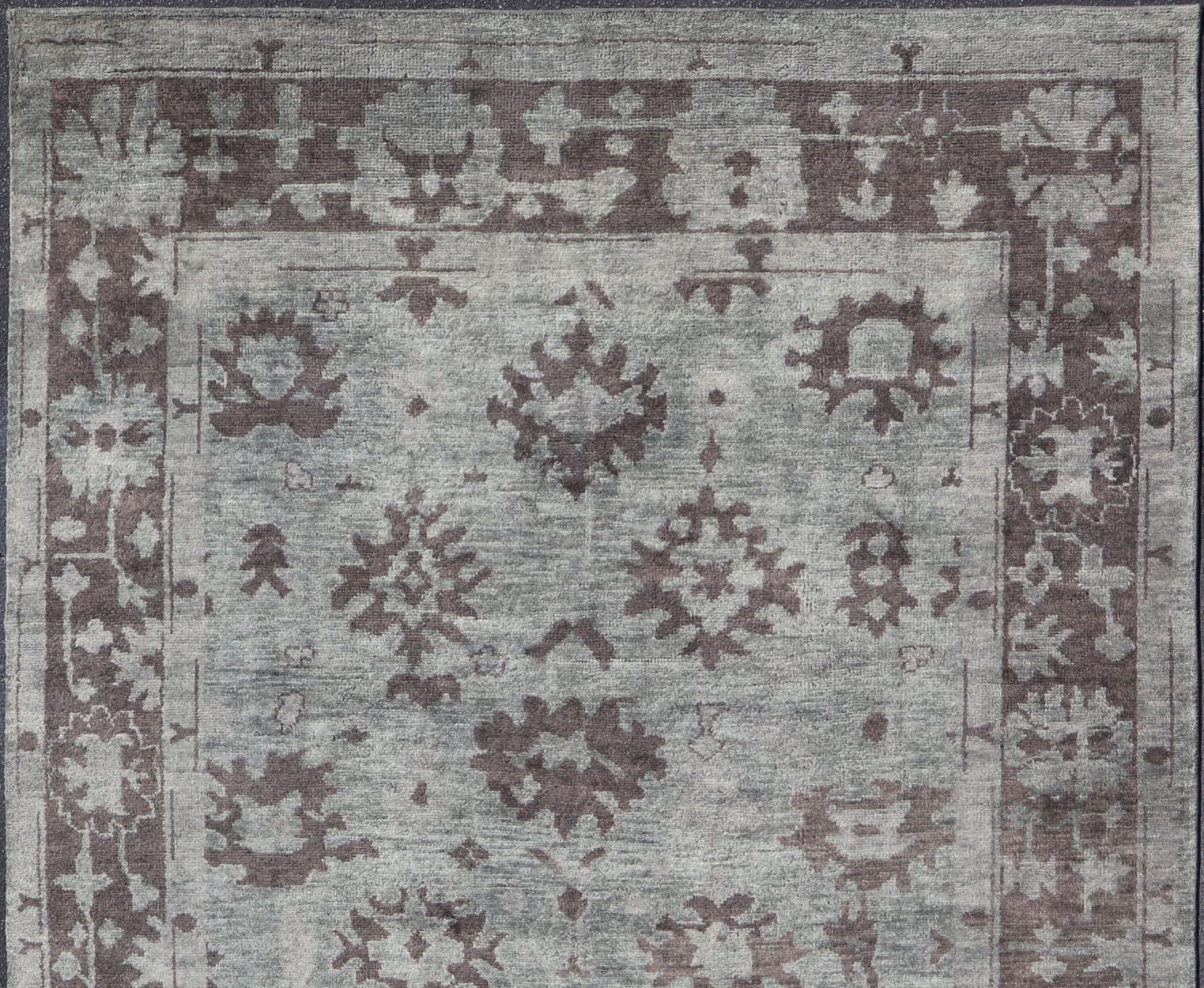 Tappeto Oushak moderno in lana con disegni sub-geometrici in verde e marrone 9'3 x 13 in vendita 1