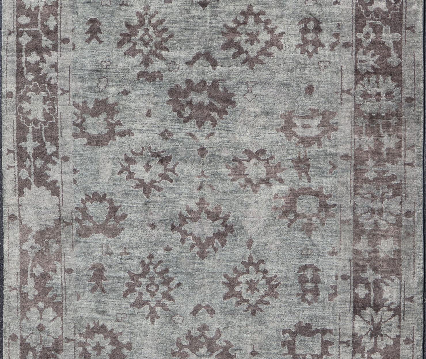 Tappeto Oushak moderno in lana con disegni sub-geometrici in verde e marrone 9'3 x 13 in vendita 2