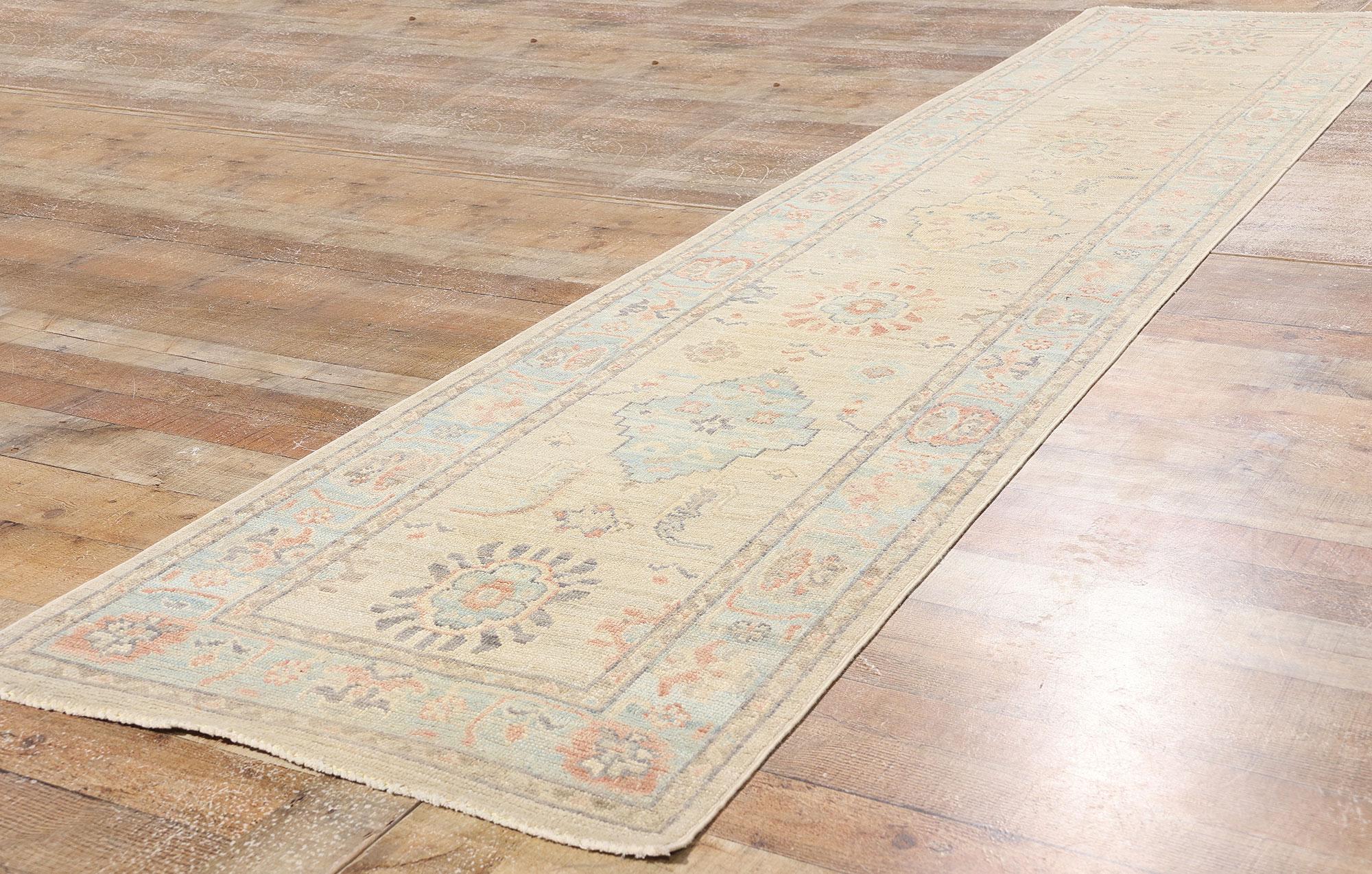 Nueva Alfombra Contemporánea Oushak de Estilo Tradicional Siglo XXI y contemporáneo en venta