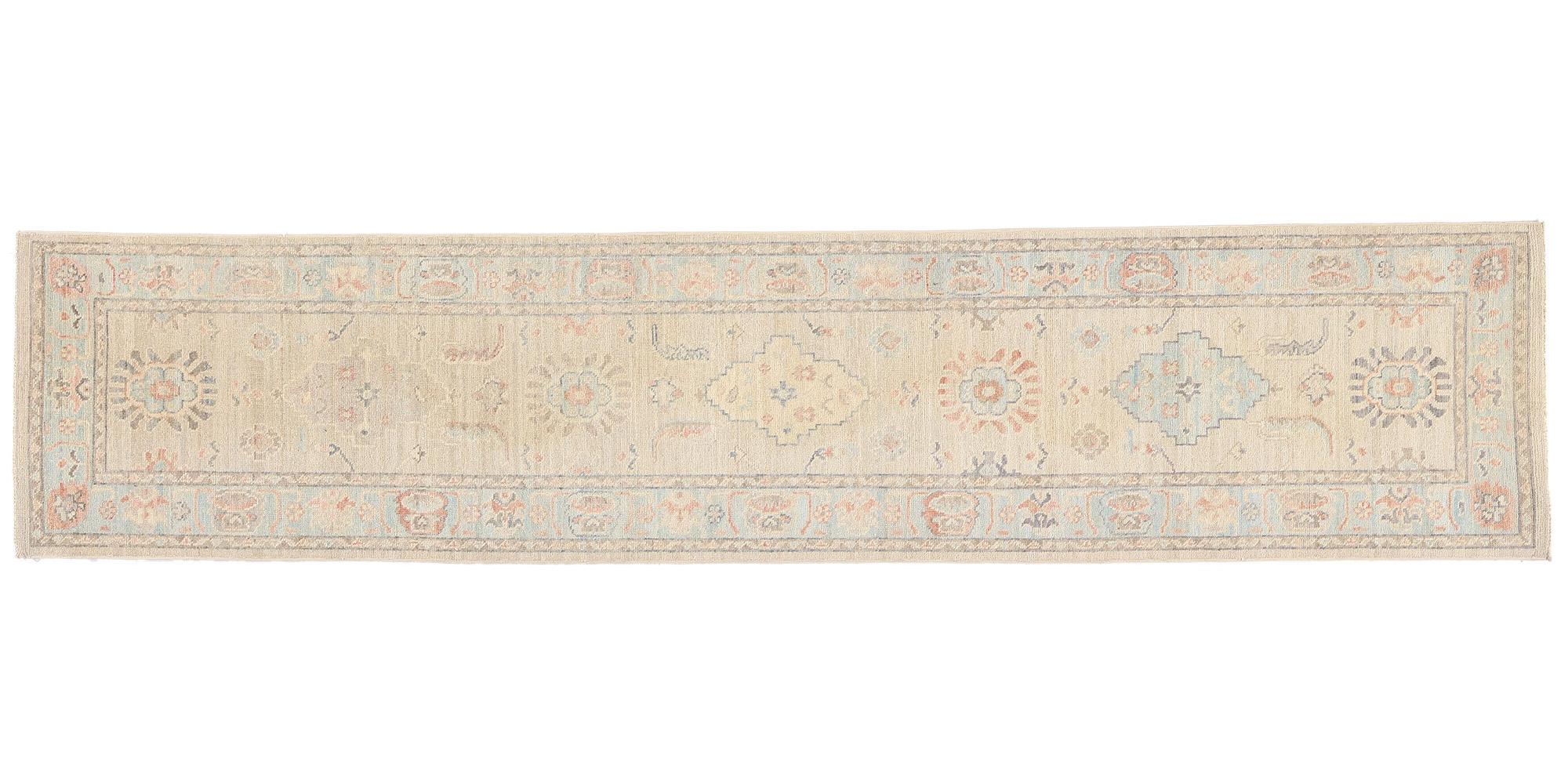 Nueva Alfombra Contemporánea Oushak de Estilo Tradicional en venta 2