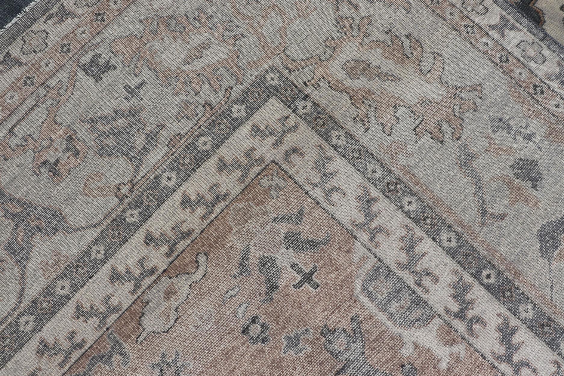 Oushak moderno con design botanico di Keivan Woven Arts in vendita 4