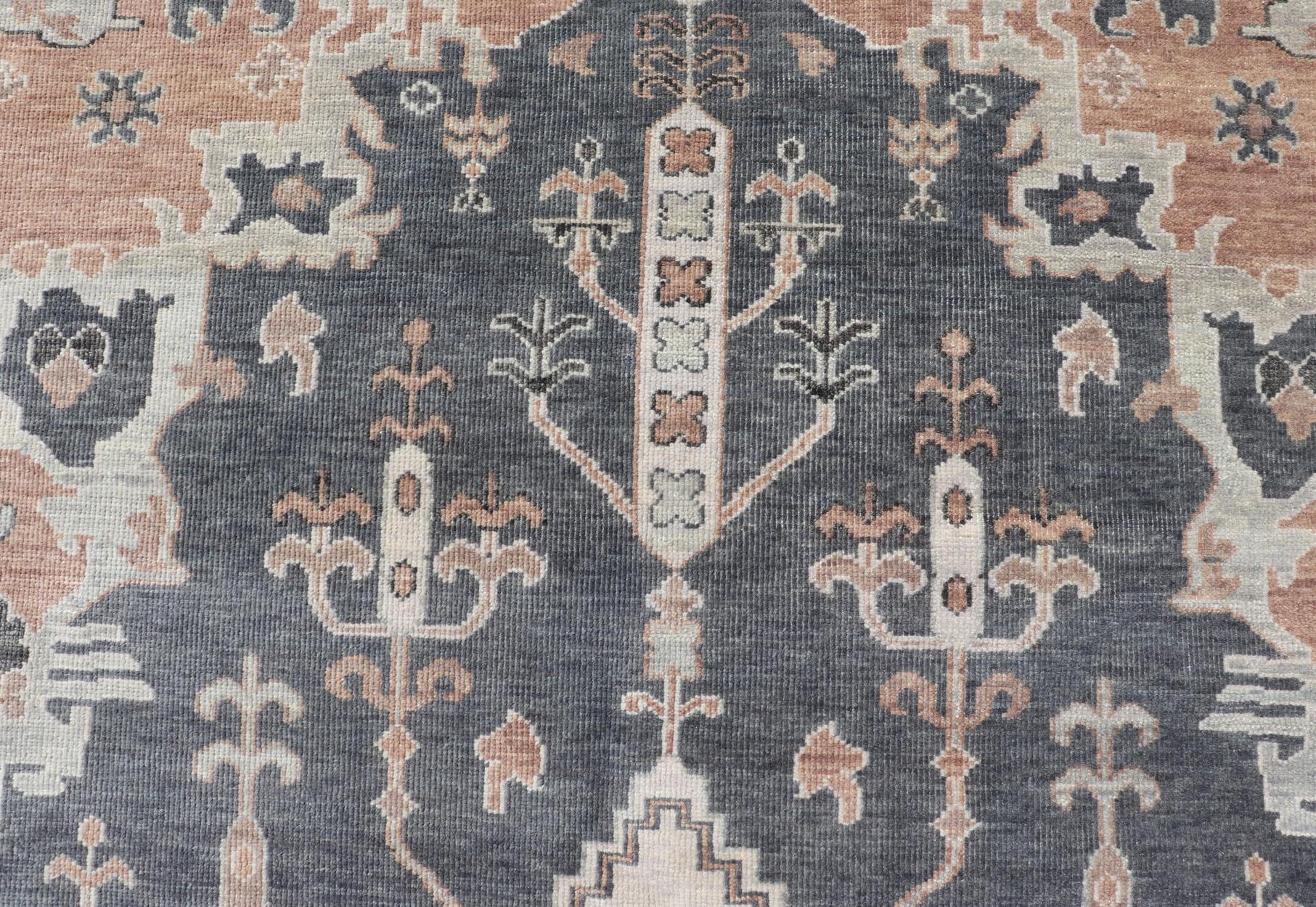 Modern Oushak With Botanical Design in by Keivan Woven Arts  In Excellent Condition For Sale In Atlanta, GA