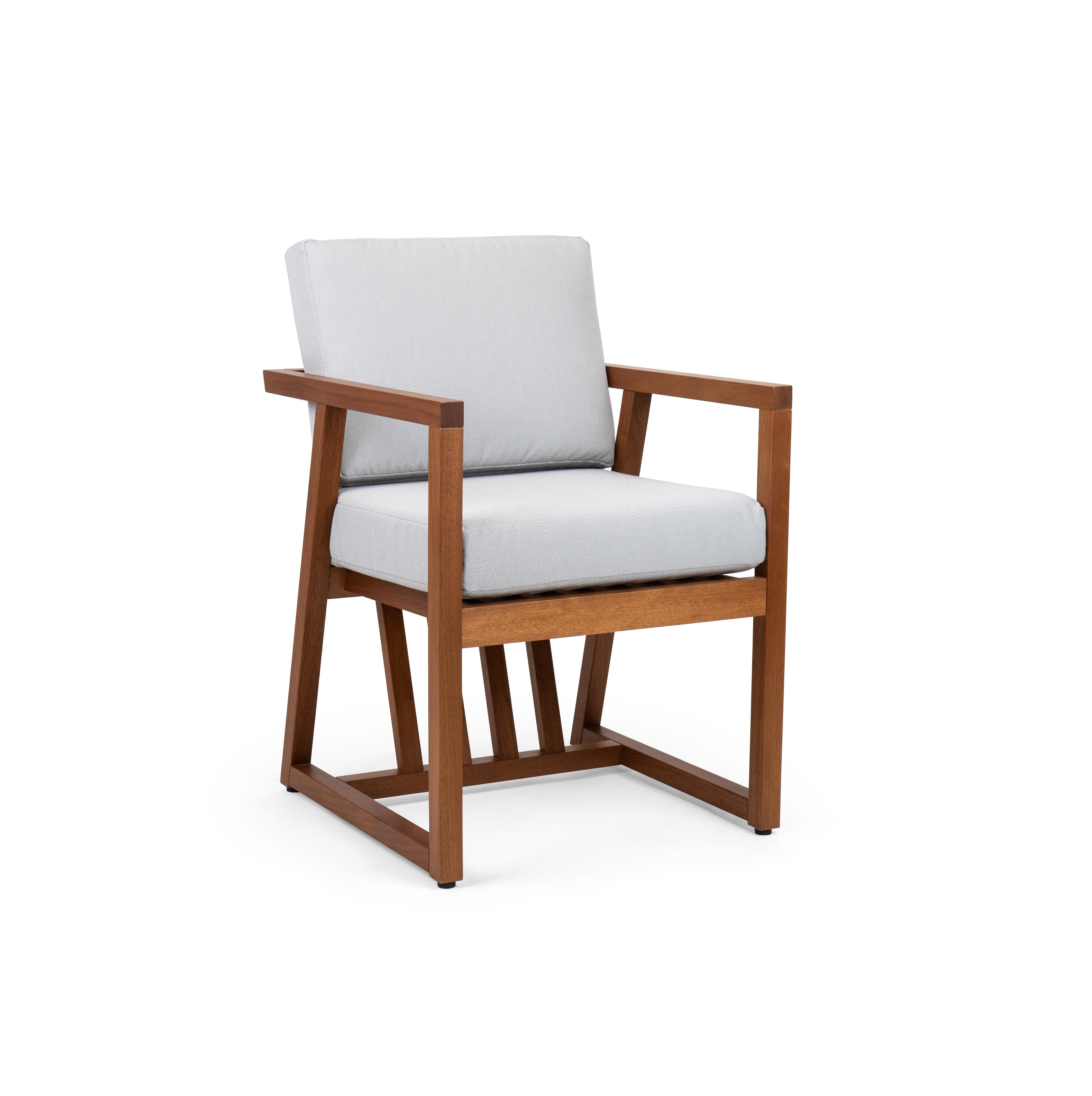 Sillón moderno de exterior de madera de iroko con cojines a rayas en venta 1