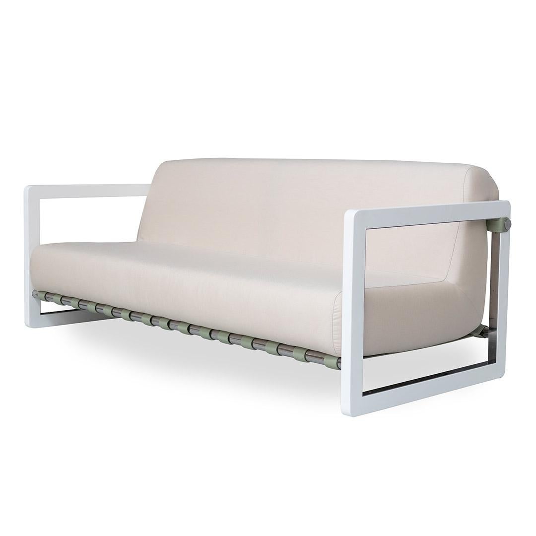 Saccu - Outdoor sofa

Modern outdoor armchair made with structure: white matte lacquered aluminum and stainless steel, details: nickel-plated, upholstery: acrylic fabric , straps: outdoor leather

With Saccu sofa, MYFACE intends to shorten the