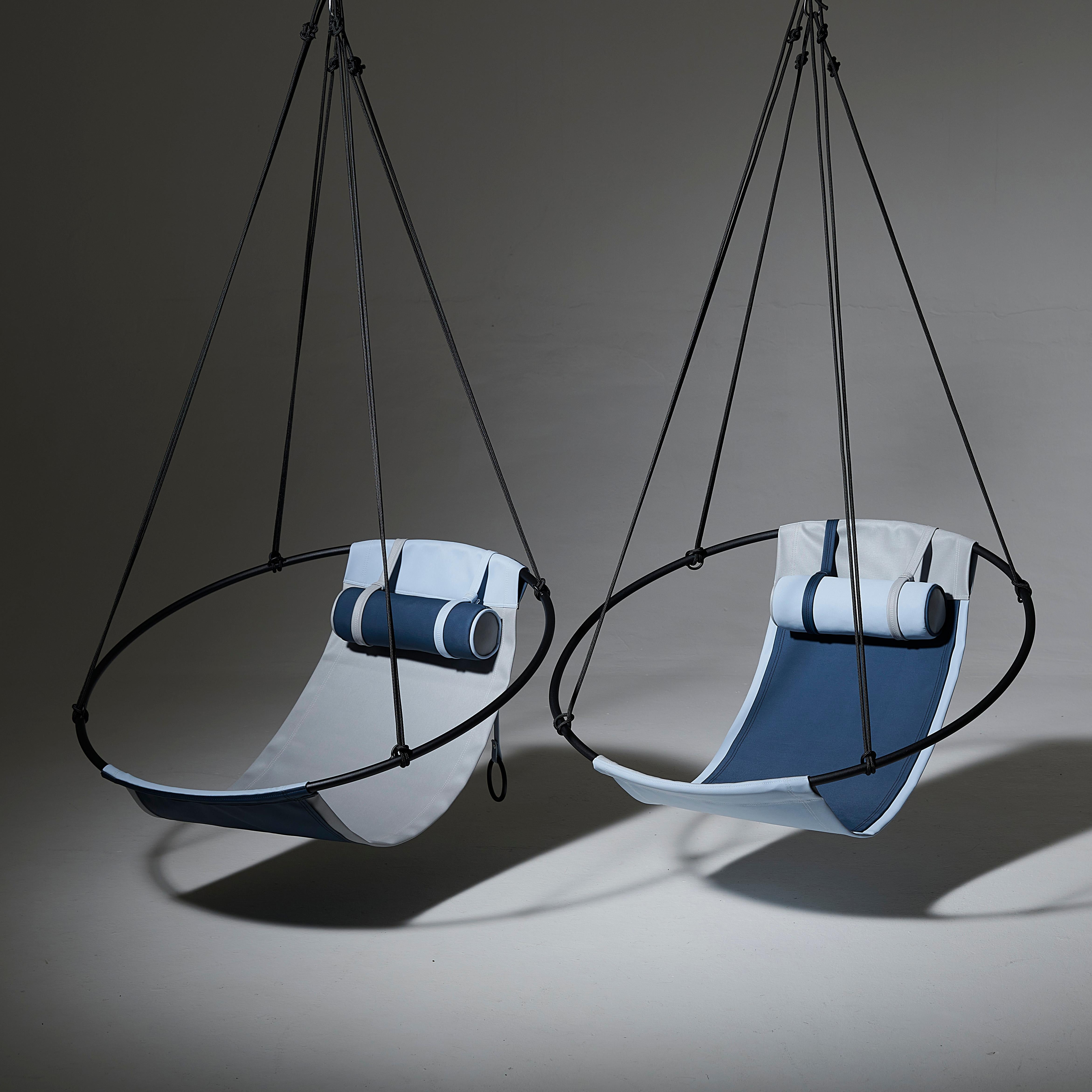 Moderner Swing-Stuhl für den Außenbereich – perfekt für den Pool (Edelstahl) im Angebot