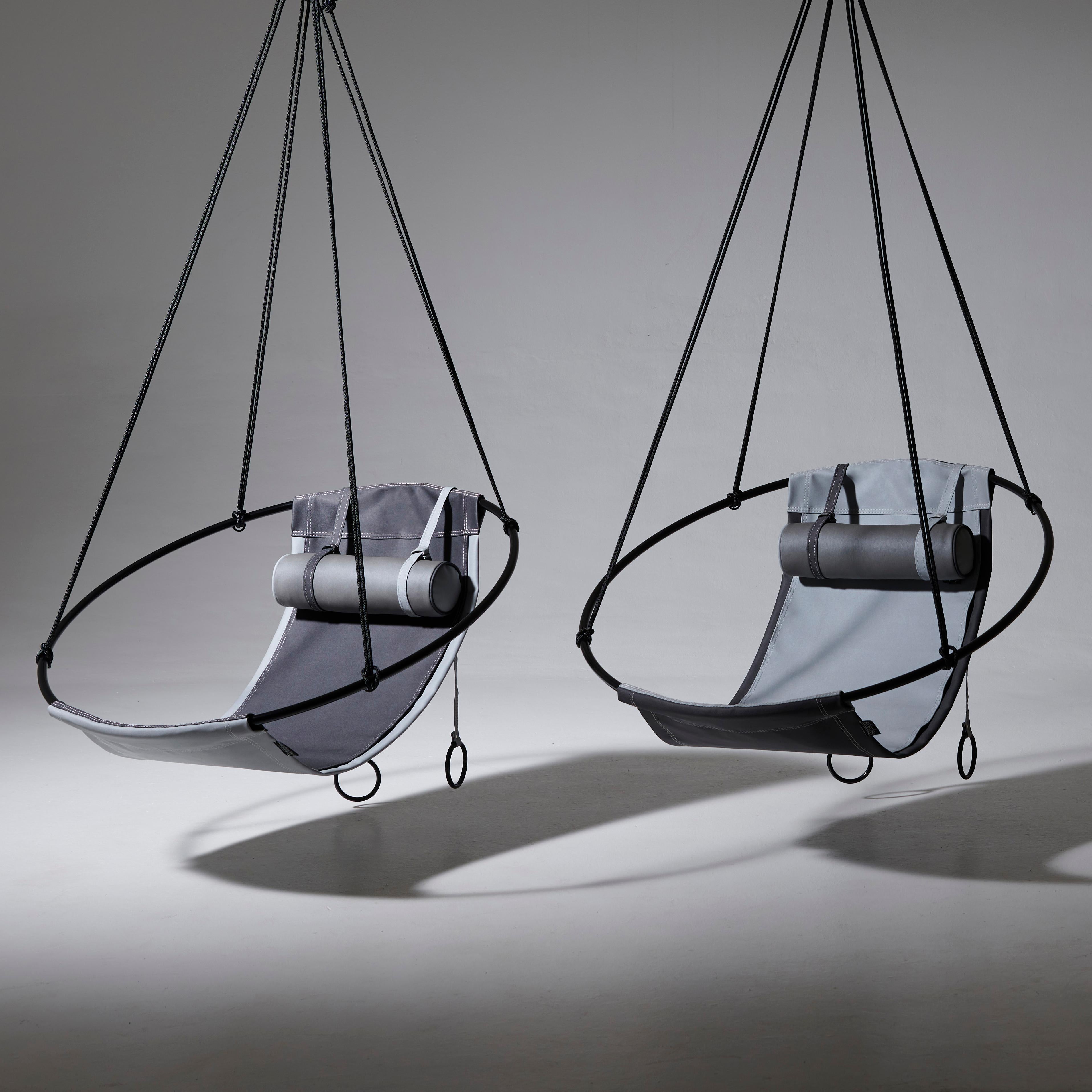 Moderner Swing-Stuhl für den Außenbereich – perfekt für den Pool im Angebot 1