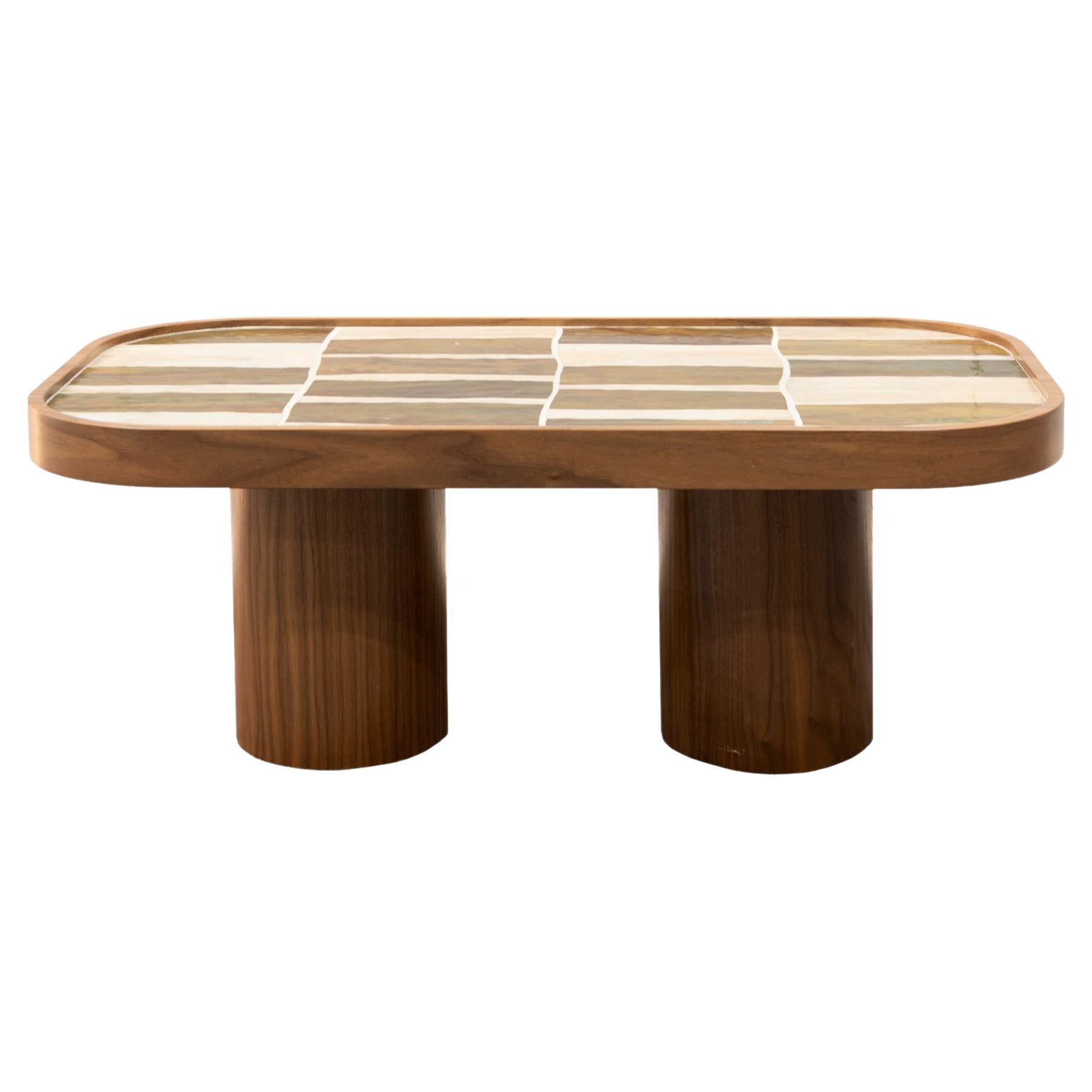 Table basse ovale moderne avec base cylindrique en bois de noyer et verre par Ercole Home