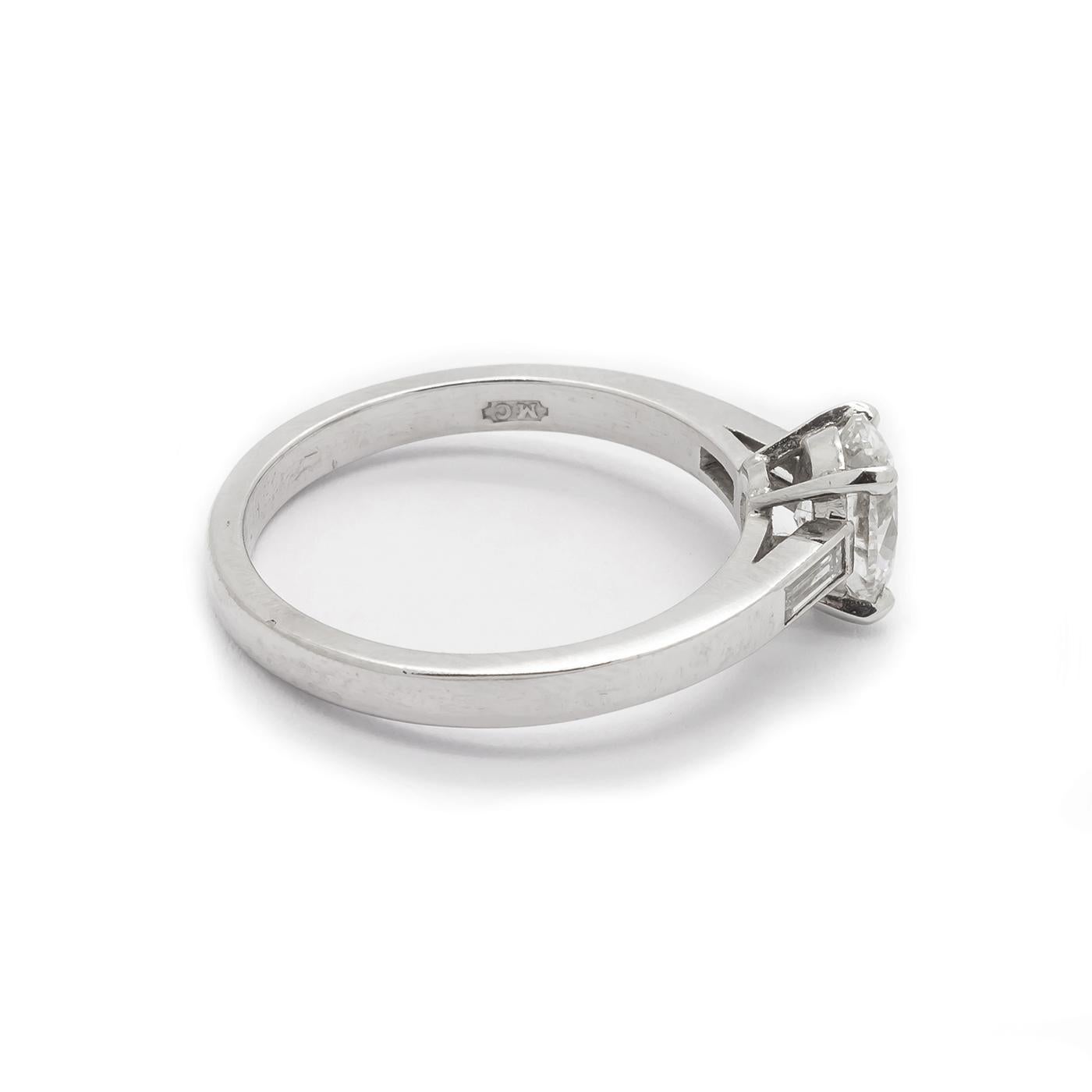 Contemporary Modern Oval Diamond and Platinum Solitaire Ring 0.91 Carats For Sale