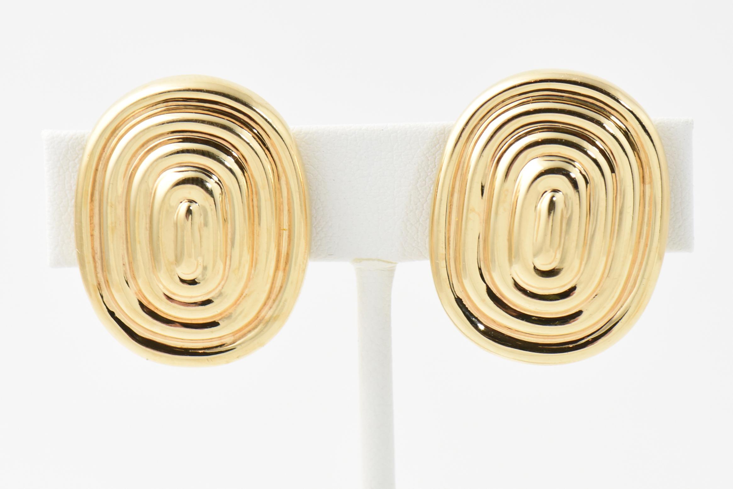 Large 14k Yellow Gold Earrings & Ring with ridged concentric oval design. Marked: 14k. Earrings, 1.12