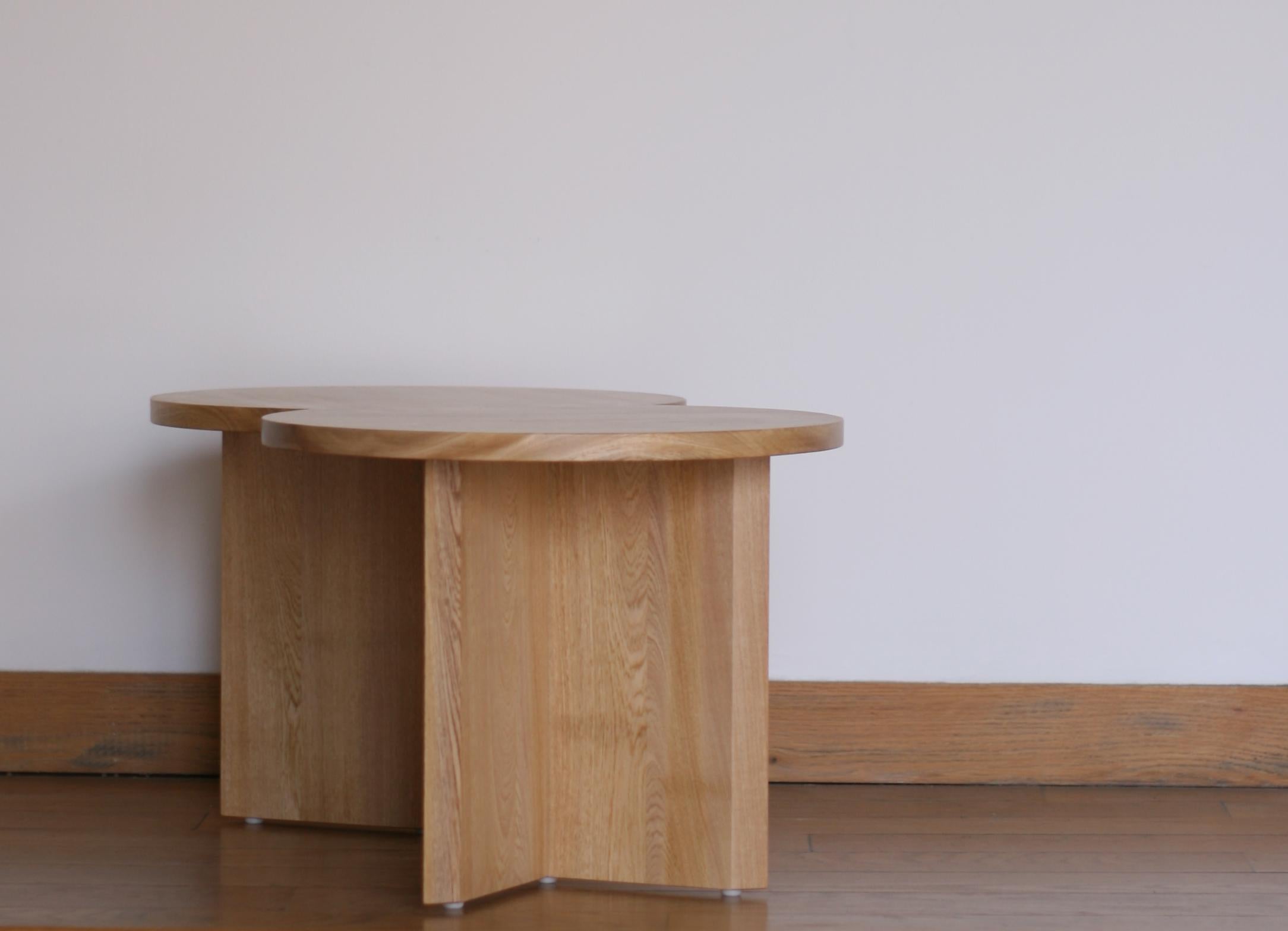 Varnished Modern Oval Oak Wood Coffee or Side Table  For Sale